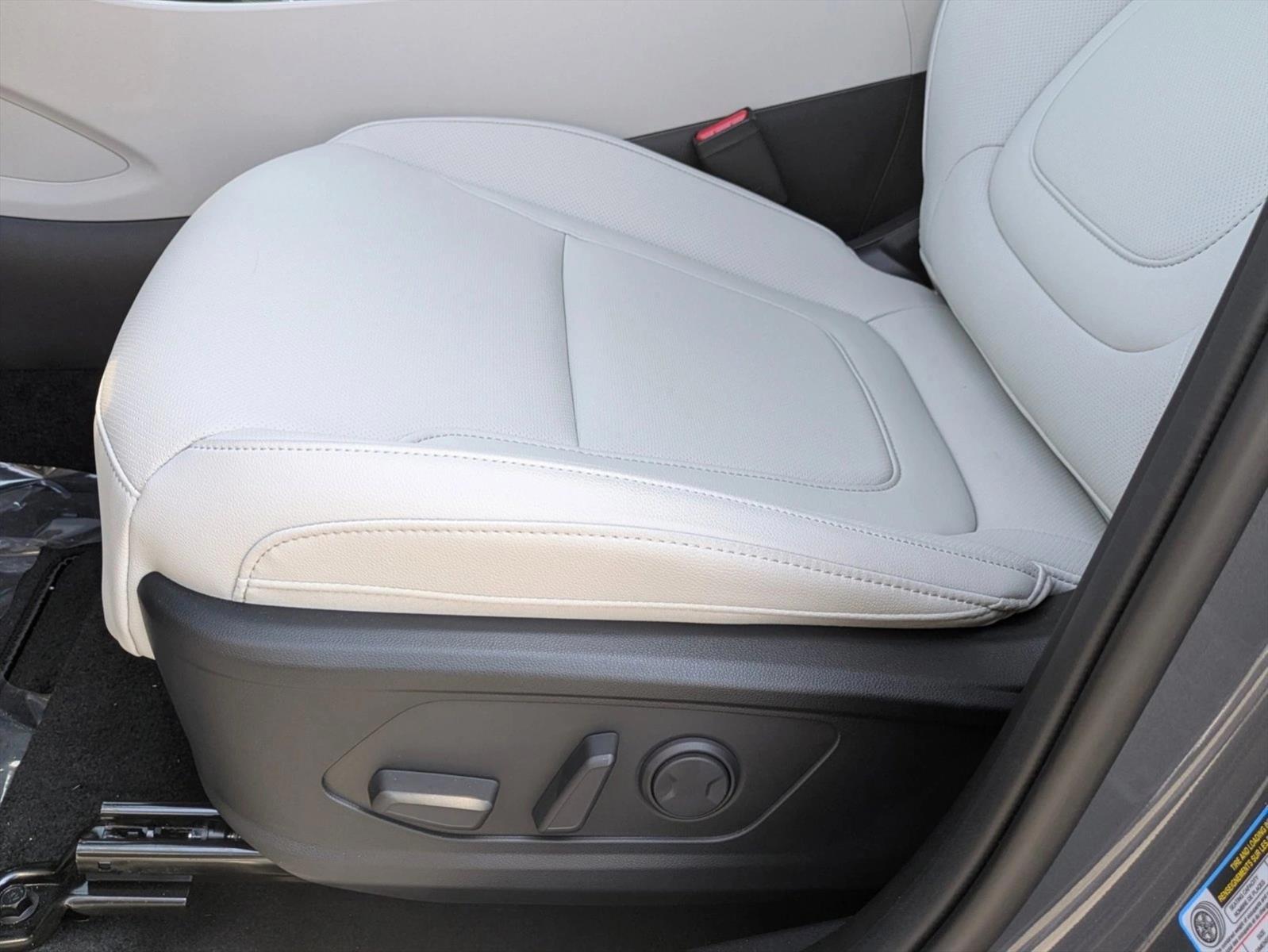 Thumbnail: 2026 Hyundai Tucson - 4