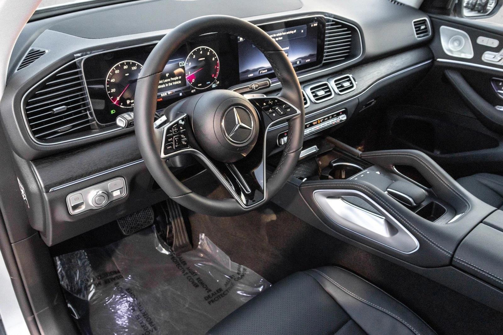 Thumbnail: 2026 Mercedes-Benz GLE - 3
