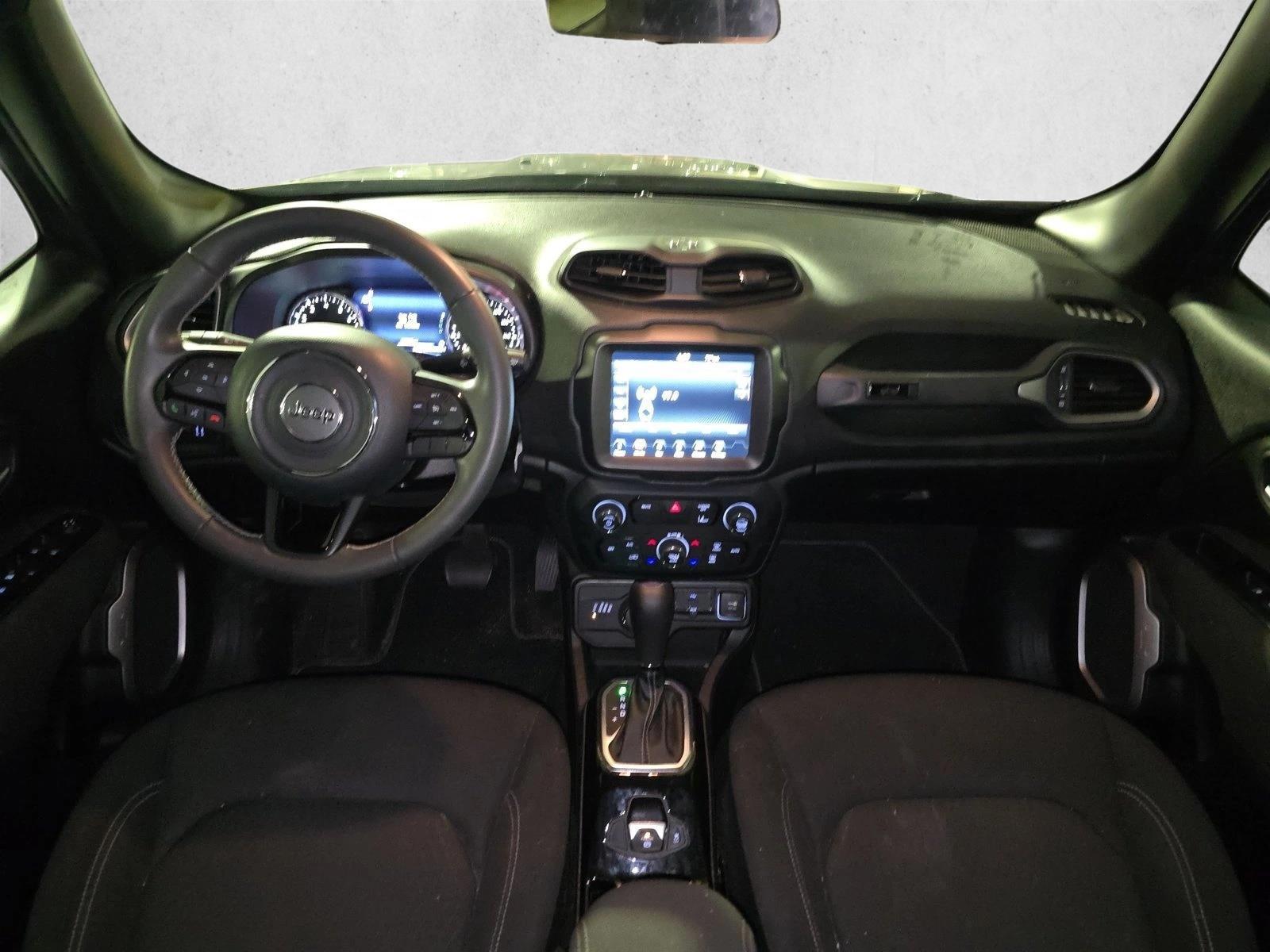 Thumbnail: 2021 Jeep Renegade - 3