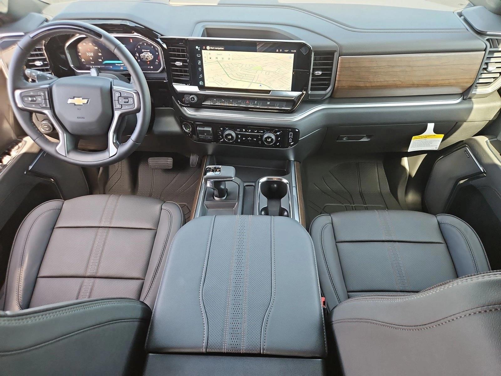 Thumbnail: 2026 Chevrolet Silverado 1500 - 4