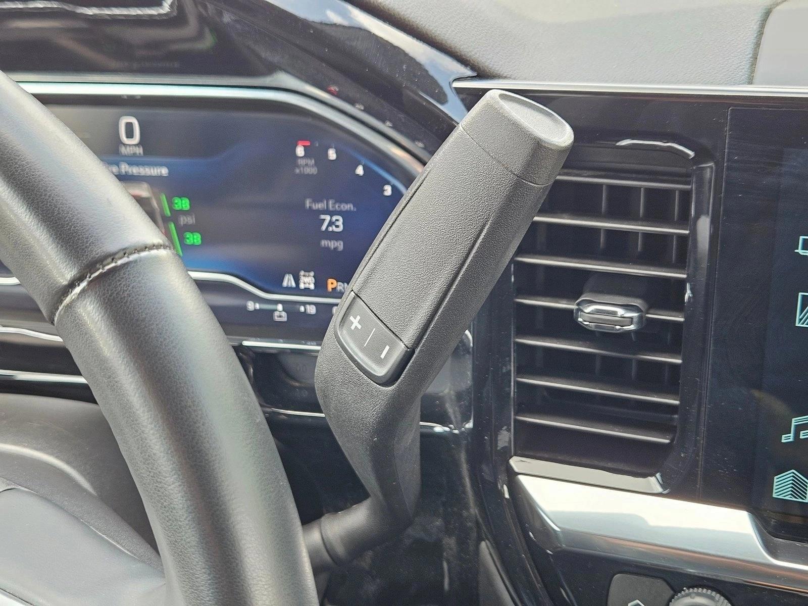 2025 Chevrolet Silverado 1500 LT - Photo 11