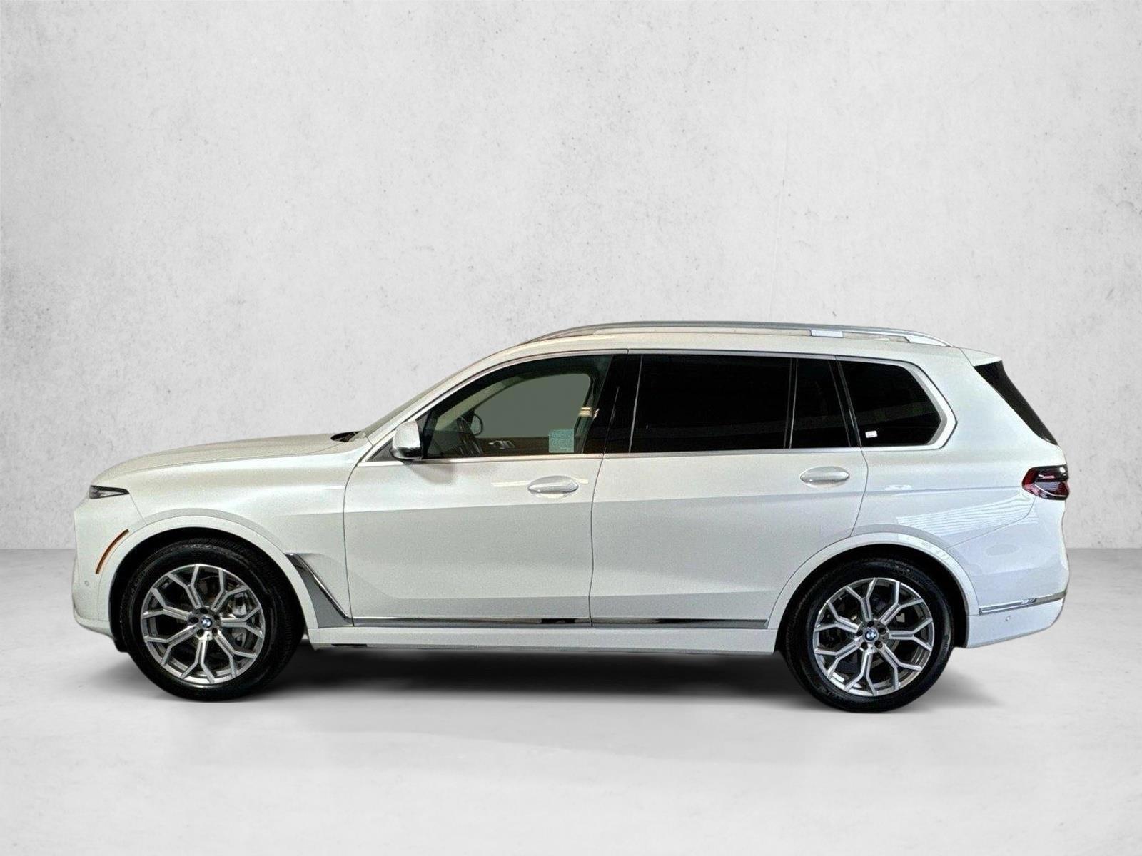 Thumbnail: 2023 BMW X7 - 2