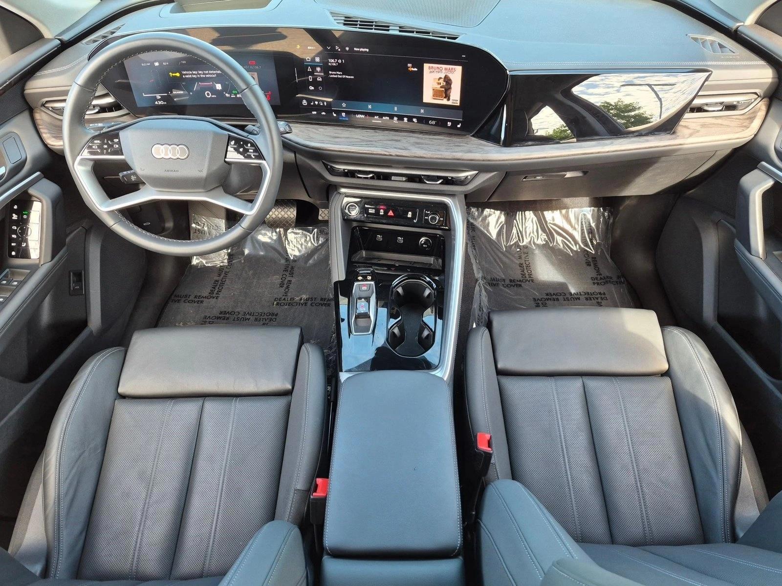 Thumbnail: 2025 Audi Q5 - 4