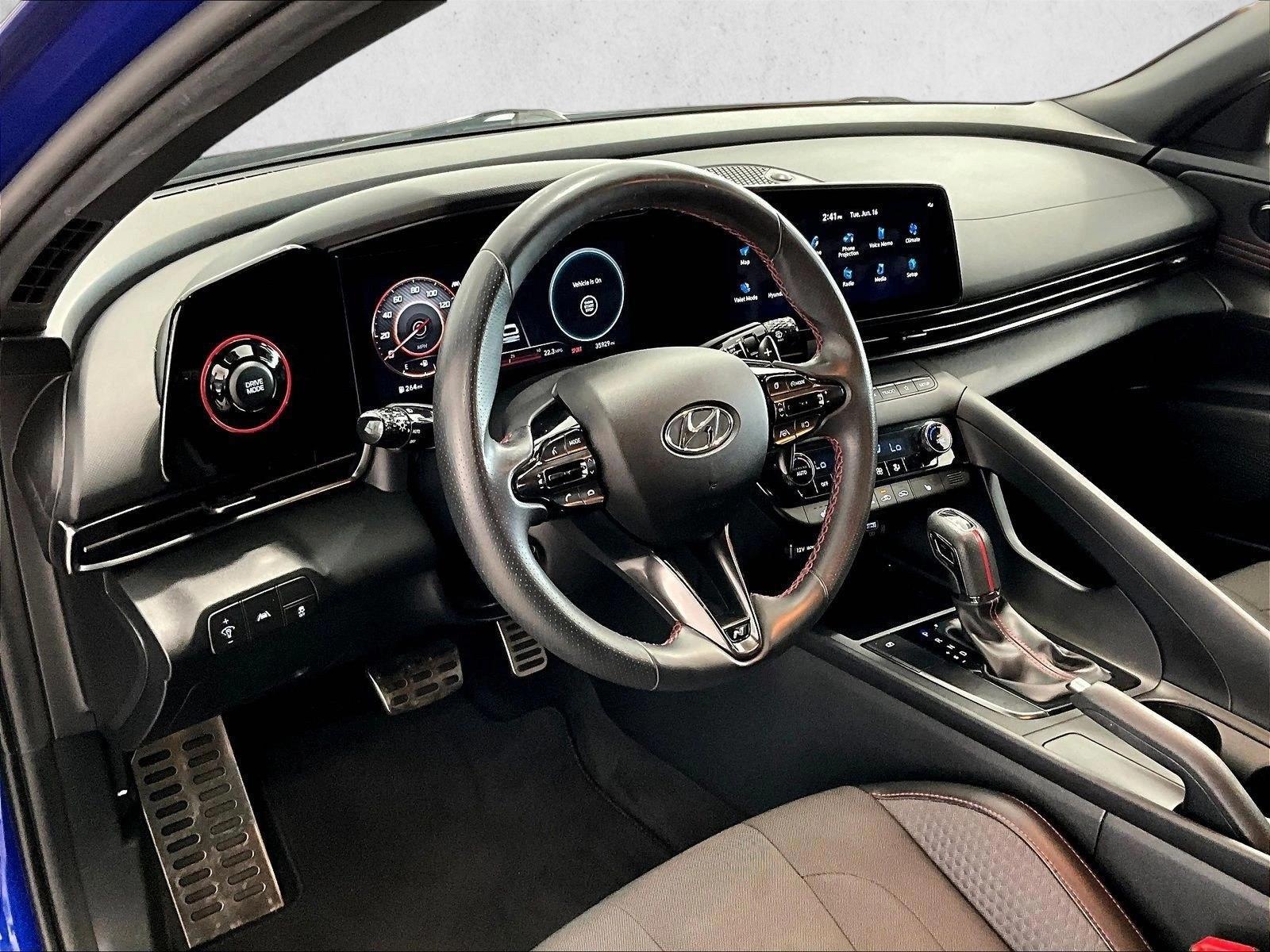 Thumbnail: 2023 Hyundai Elantra - 4