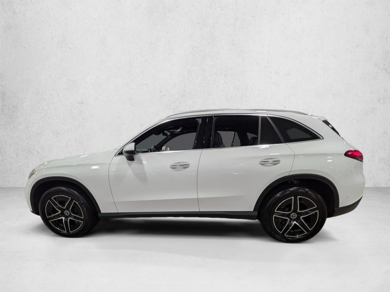 Thumbnail: 2026 Mercedes-Benz GLC - 2