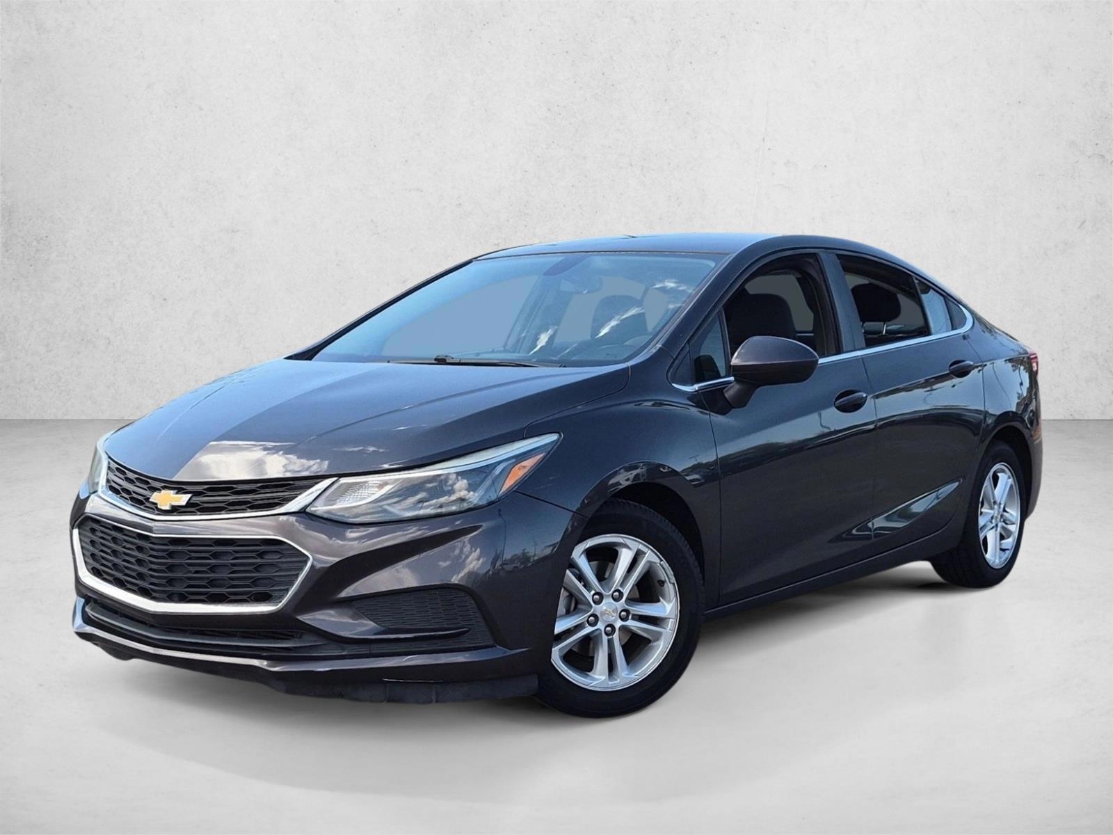 Thumbnail: 2017 Chevrolet Cruze - 1
