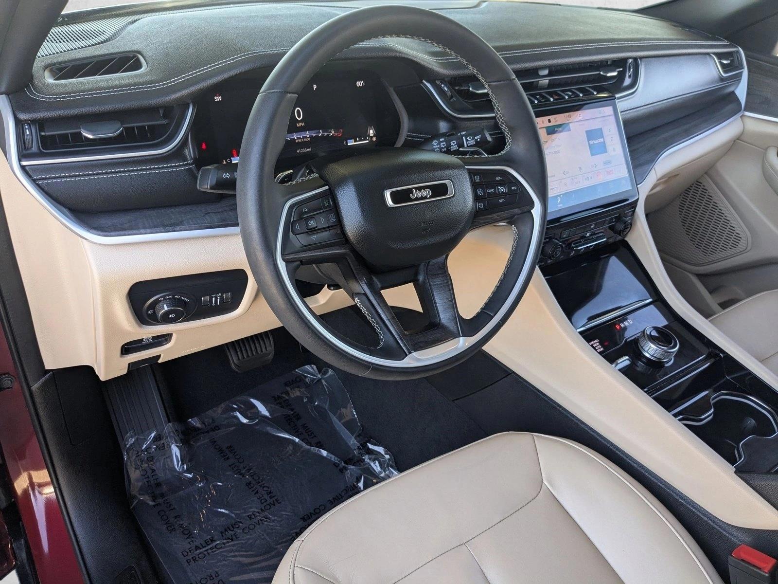Thumbnail: 2023 Jeep Grand Cherokee - 3