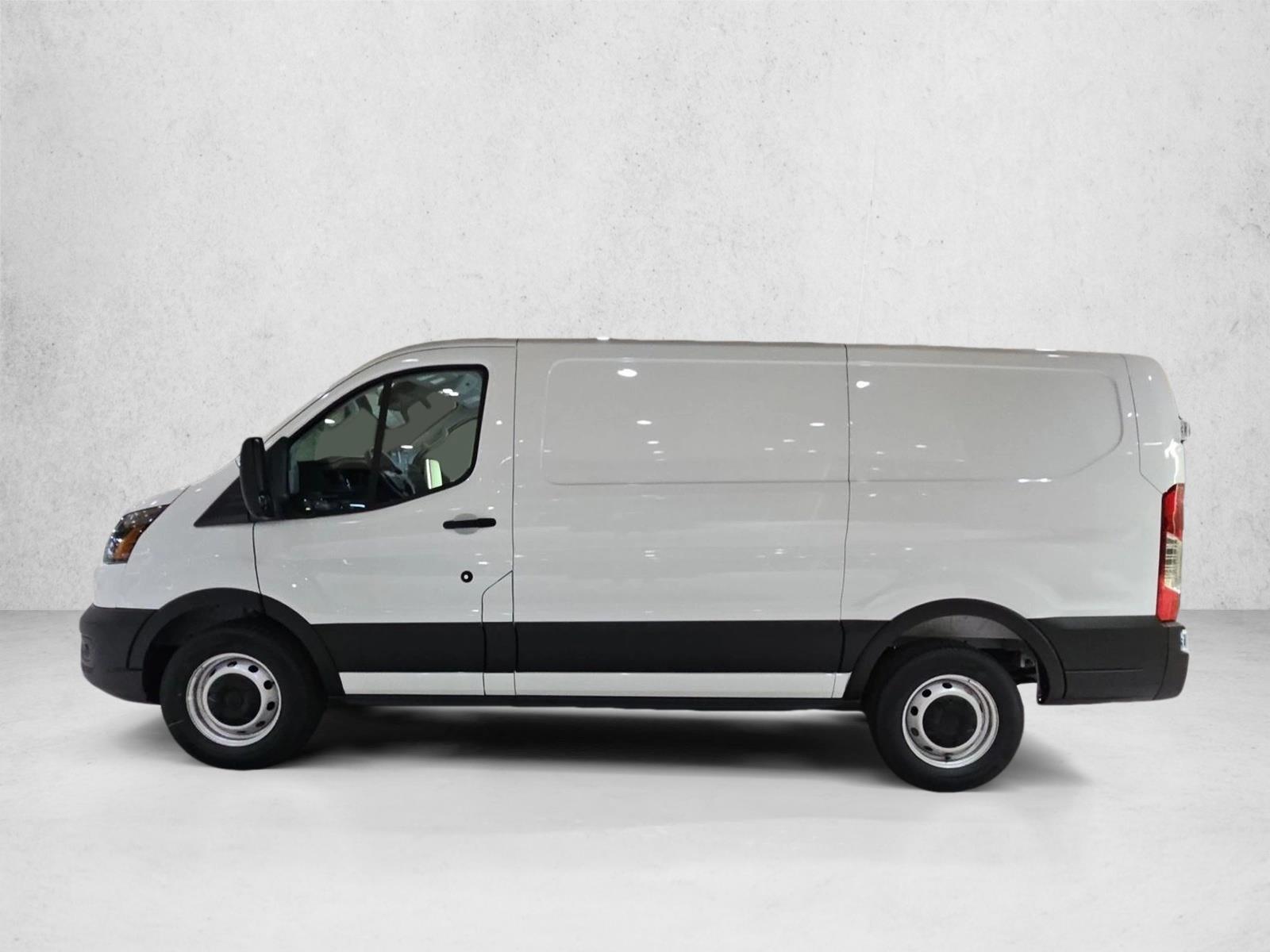 Thumbnail: 2027 Ford Transit Series - 2