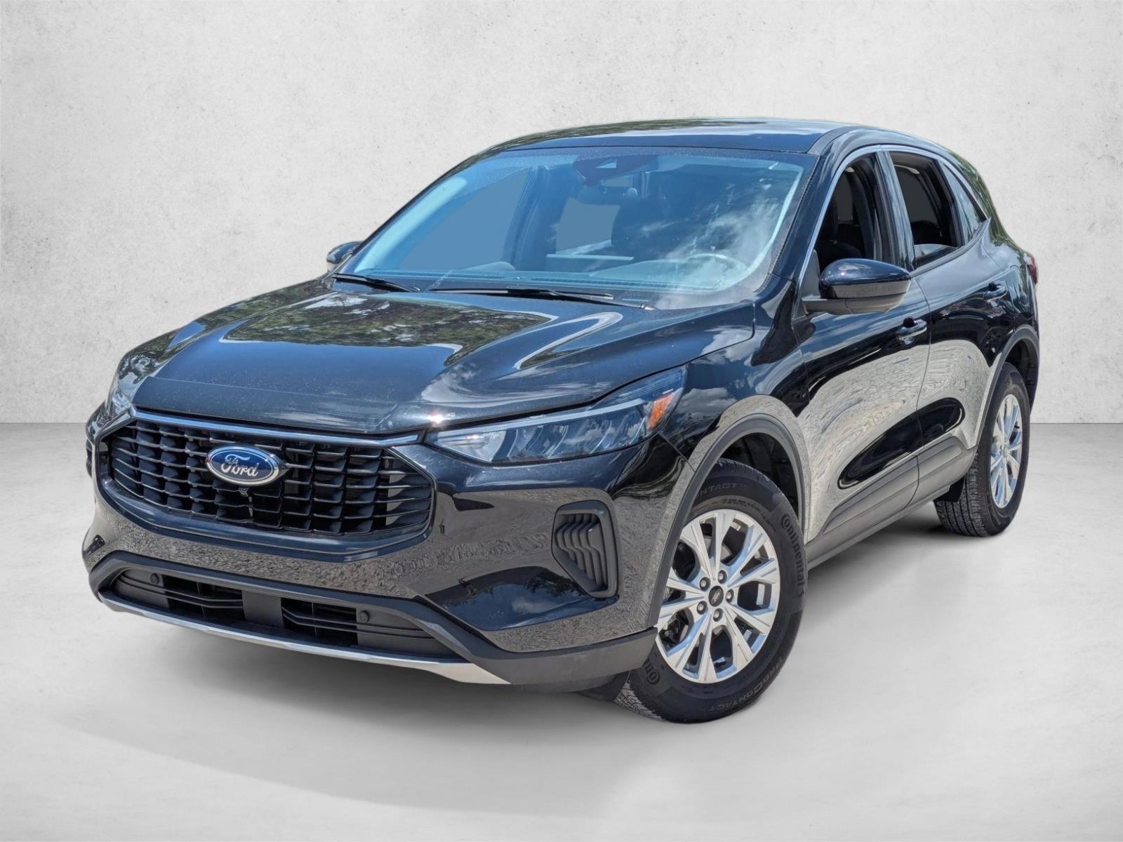Thumbnail: 2023 Ford Escape - 1