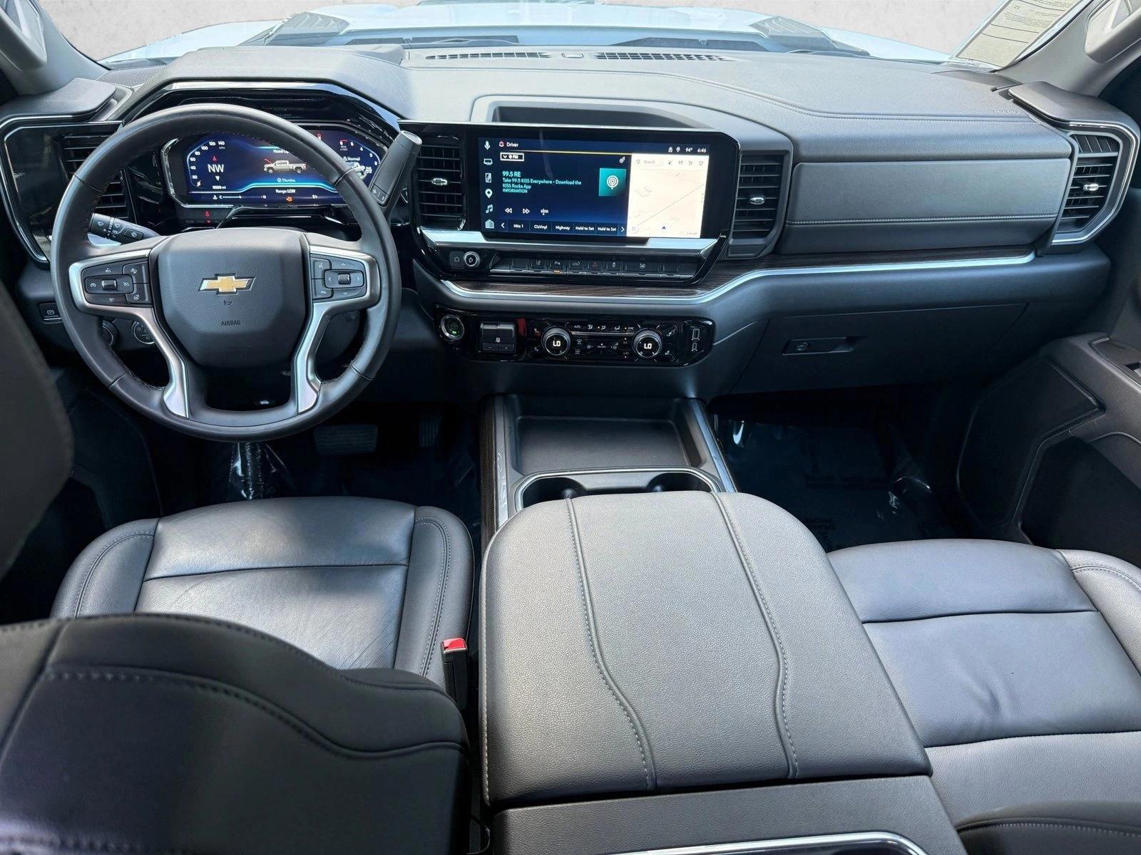 Thumbnail: 2025 Chevrolet Silverado 3500 - 3