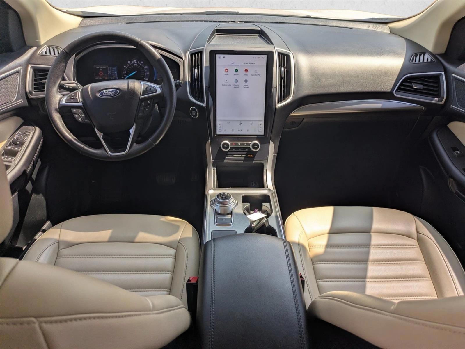 Thumbnail: 2022 Ford Edge - 4