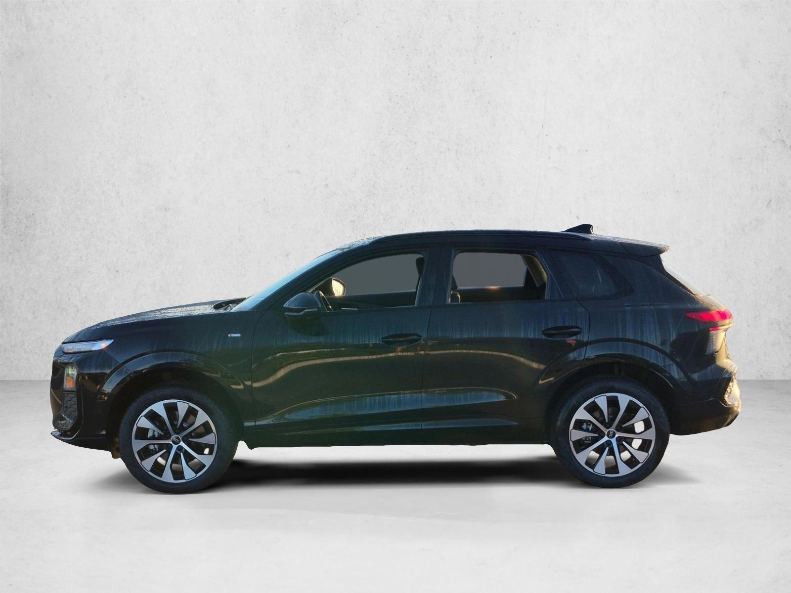 Thumbnail: 2026 Audi Q3 - 2