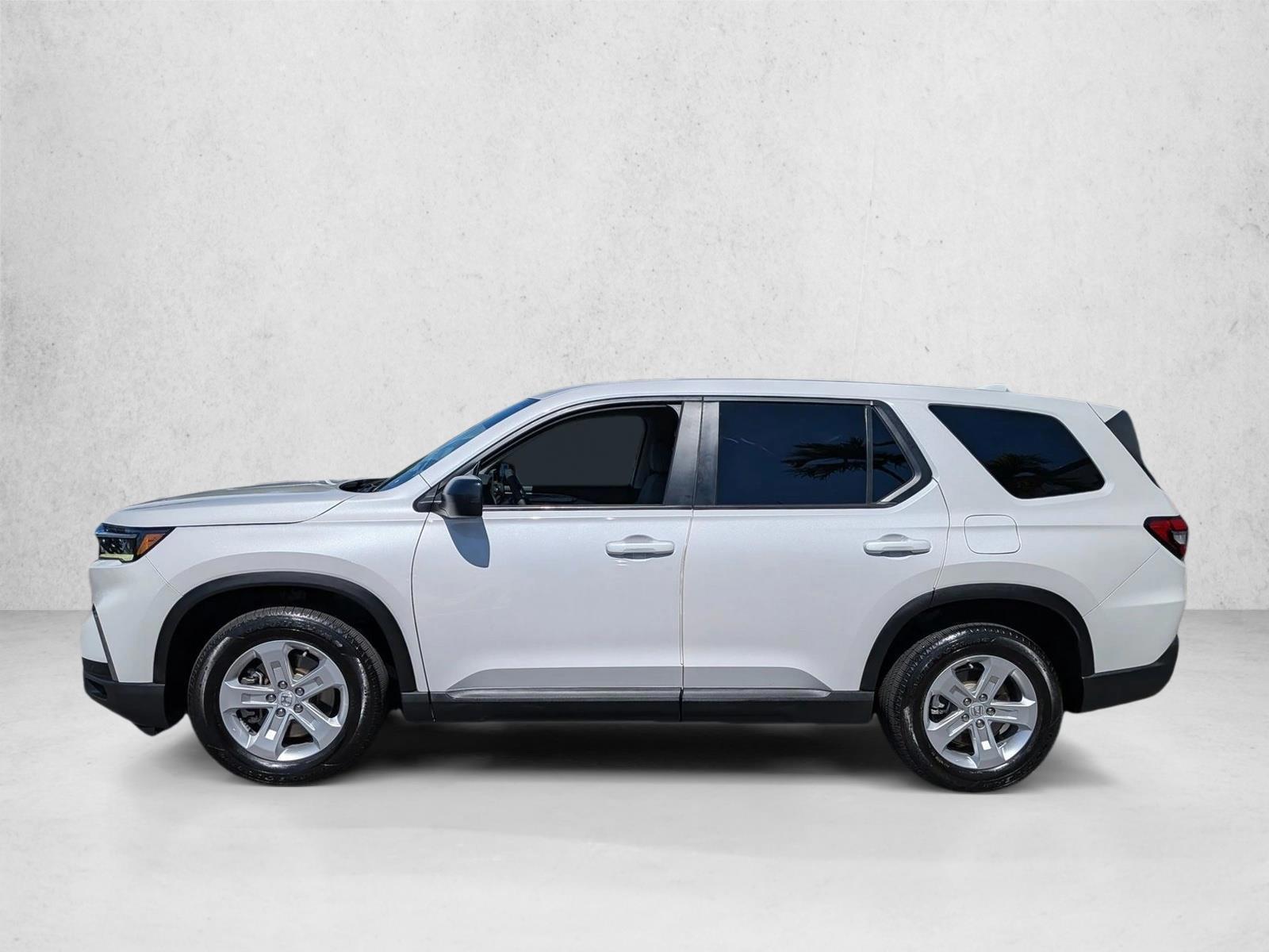 Thumbnail: 2023 Honda Pilot - 2