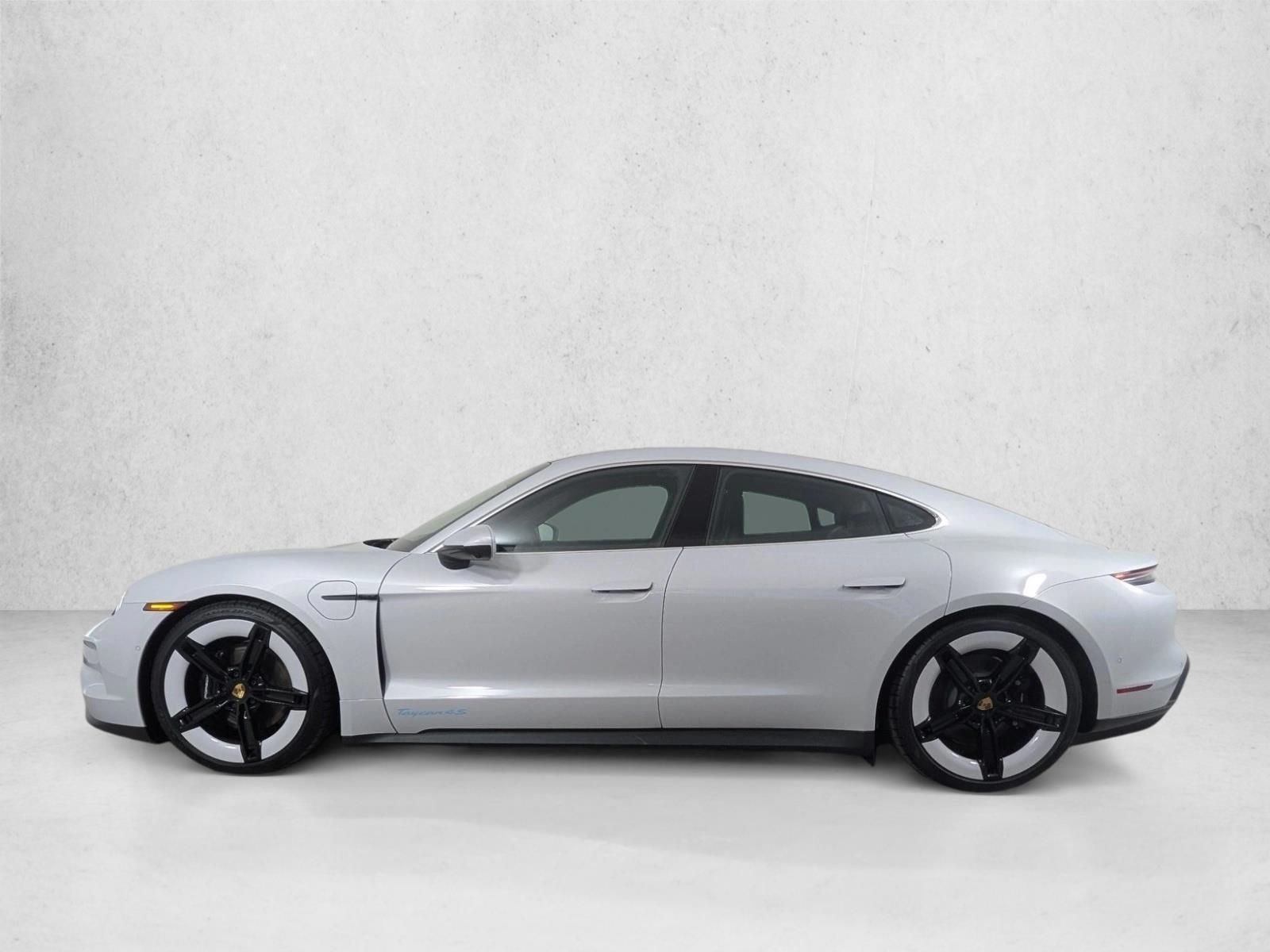 Thumbnail: 2025 Porsche Taycan - 2