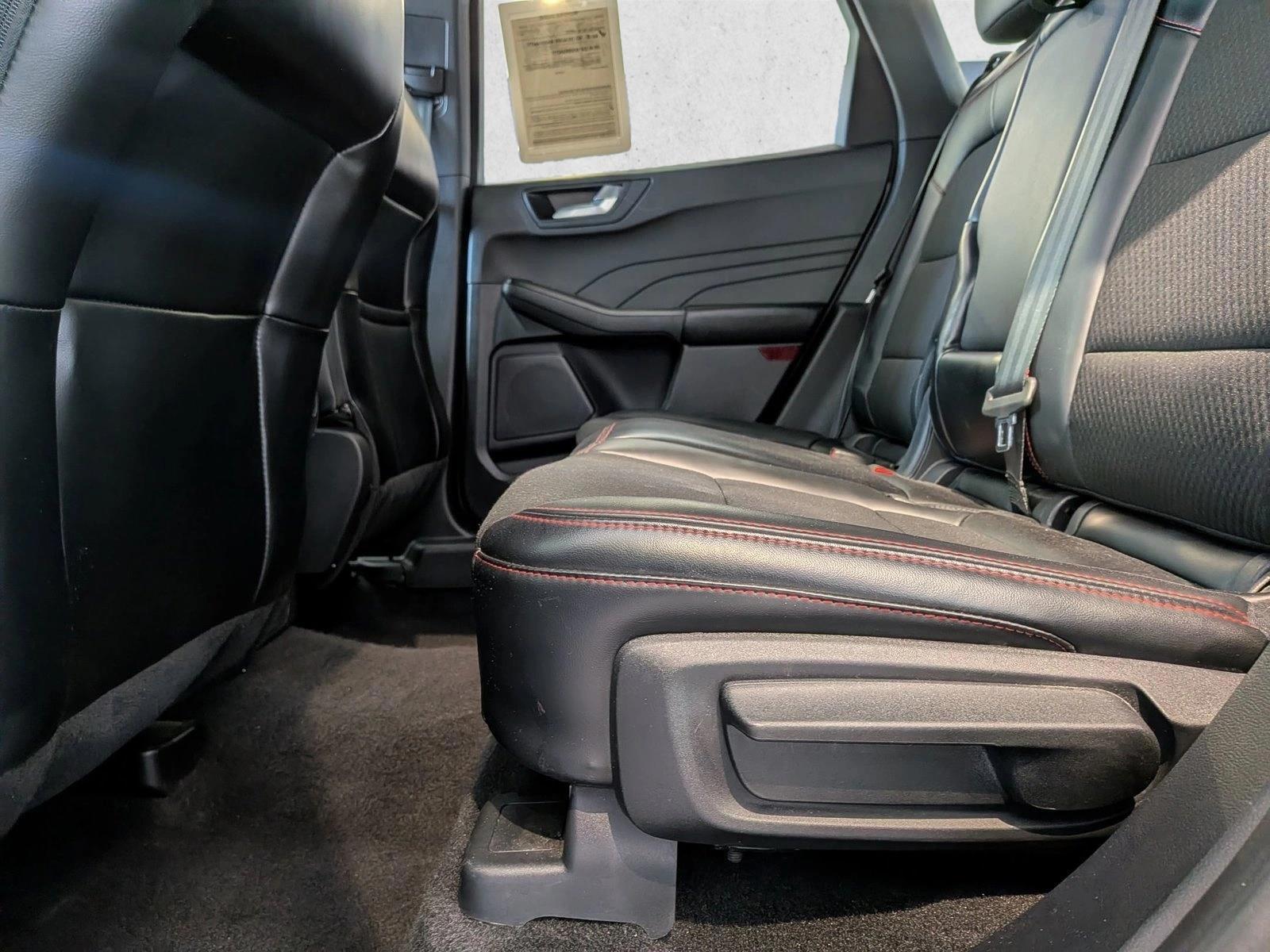 Thumbnail: 2024 Ford Escape - 3