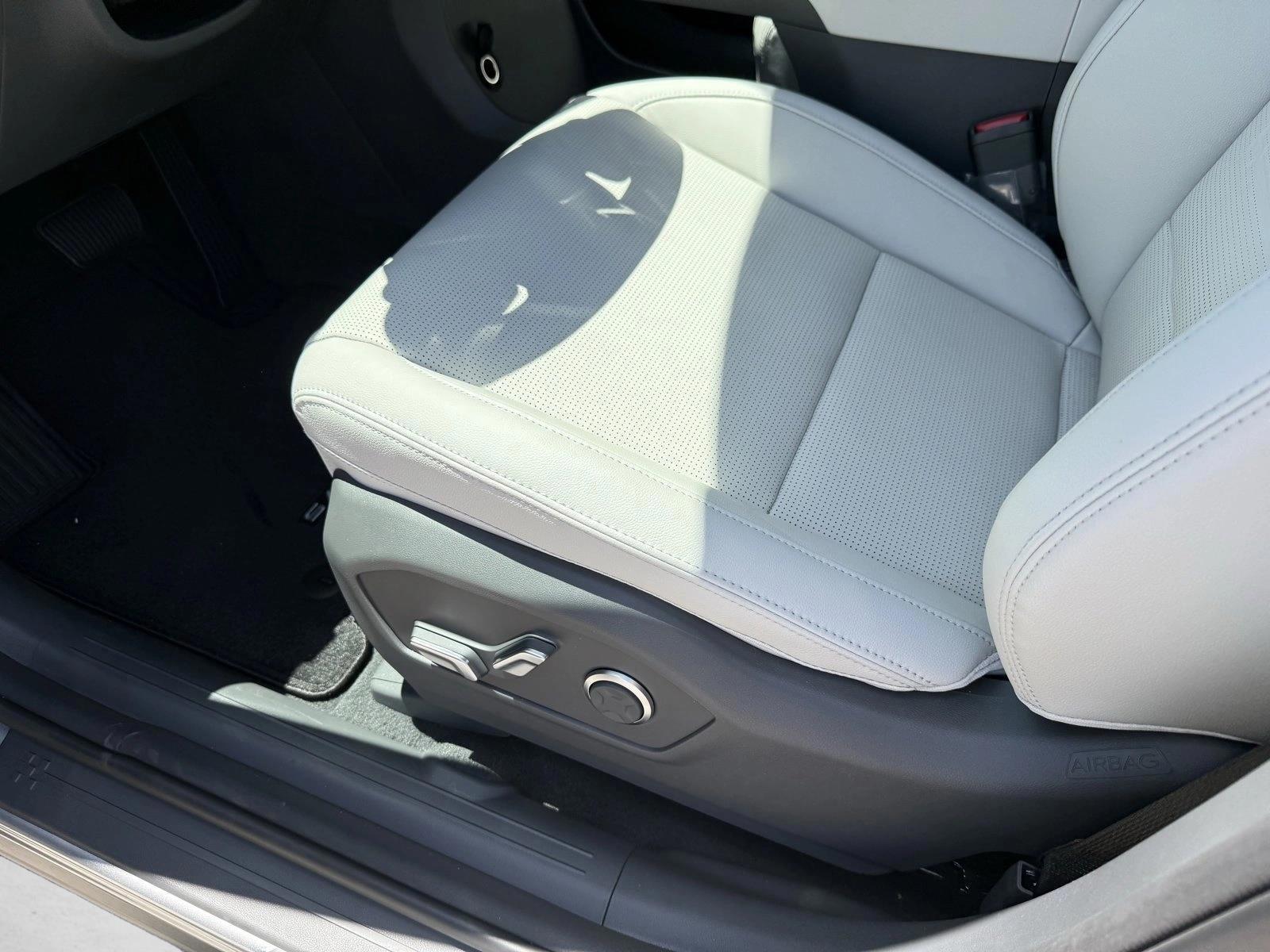 Thumbnail: 2026 Hyundai Santa Fe - 4