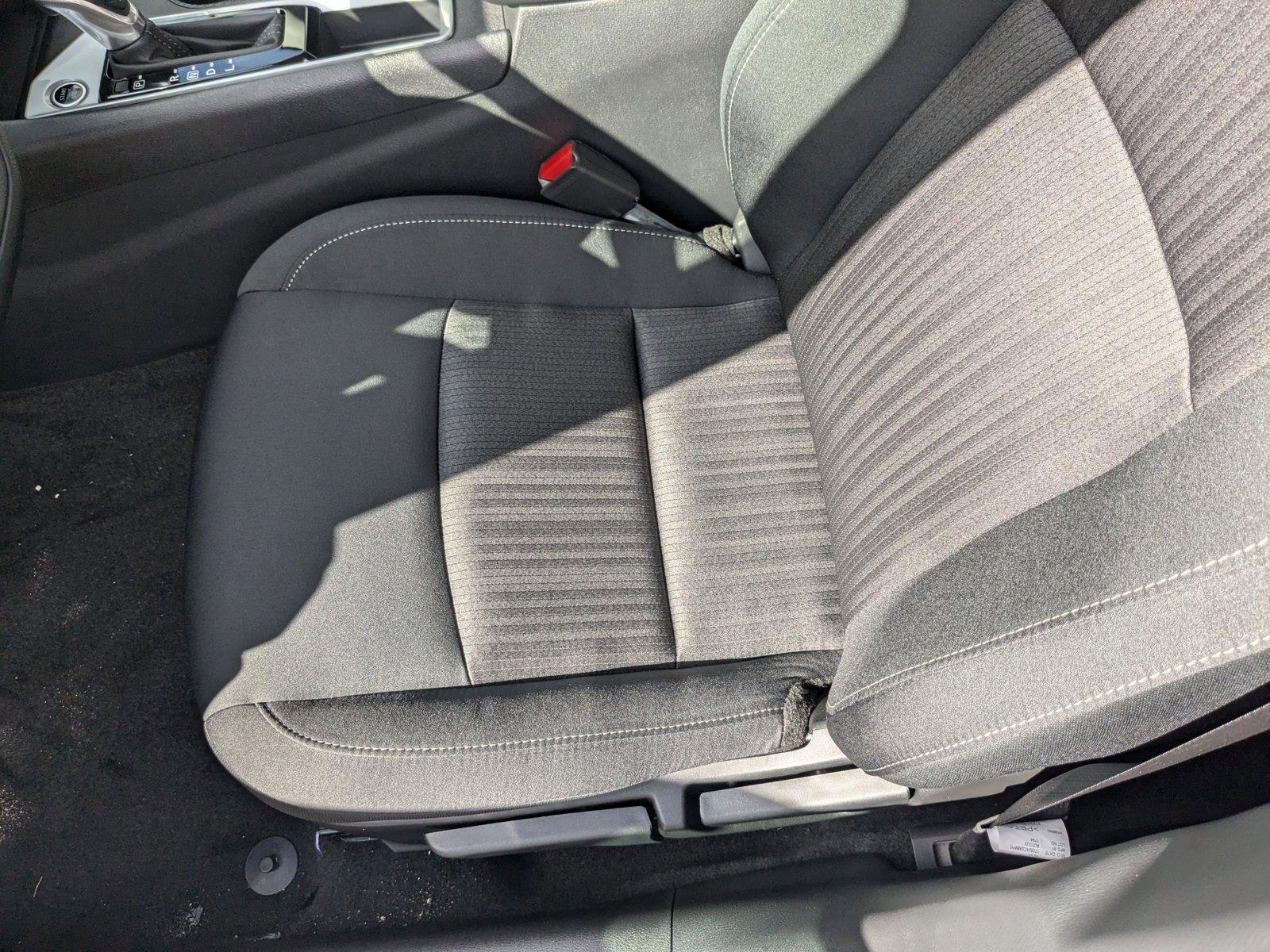 2025 Nissan Altima S - Photo 4
