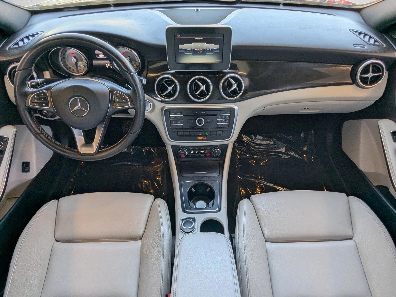 Thumbnail: 2016 Mercedes-Benz CLA - 4