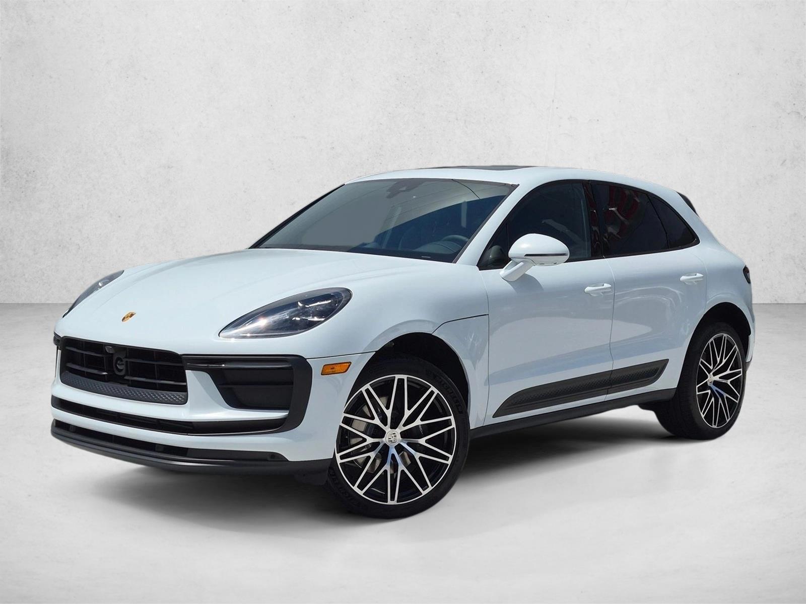 Thumbnail: 2026 Porsche Macan - 1