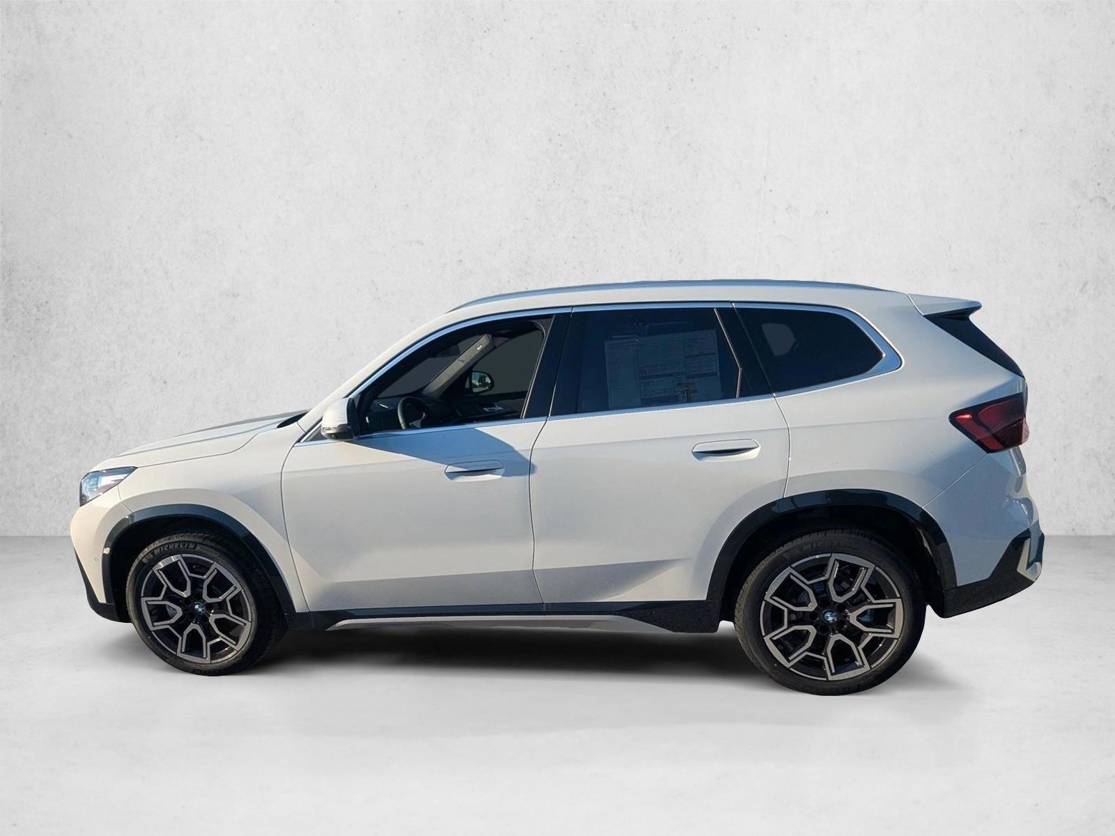 Thumbnail: 2026 BMW X1 - 2
