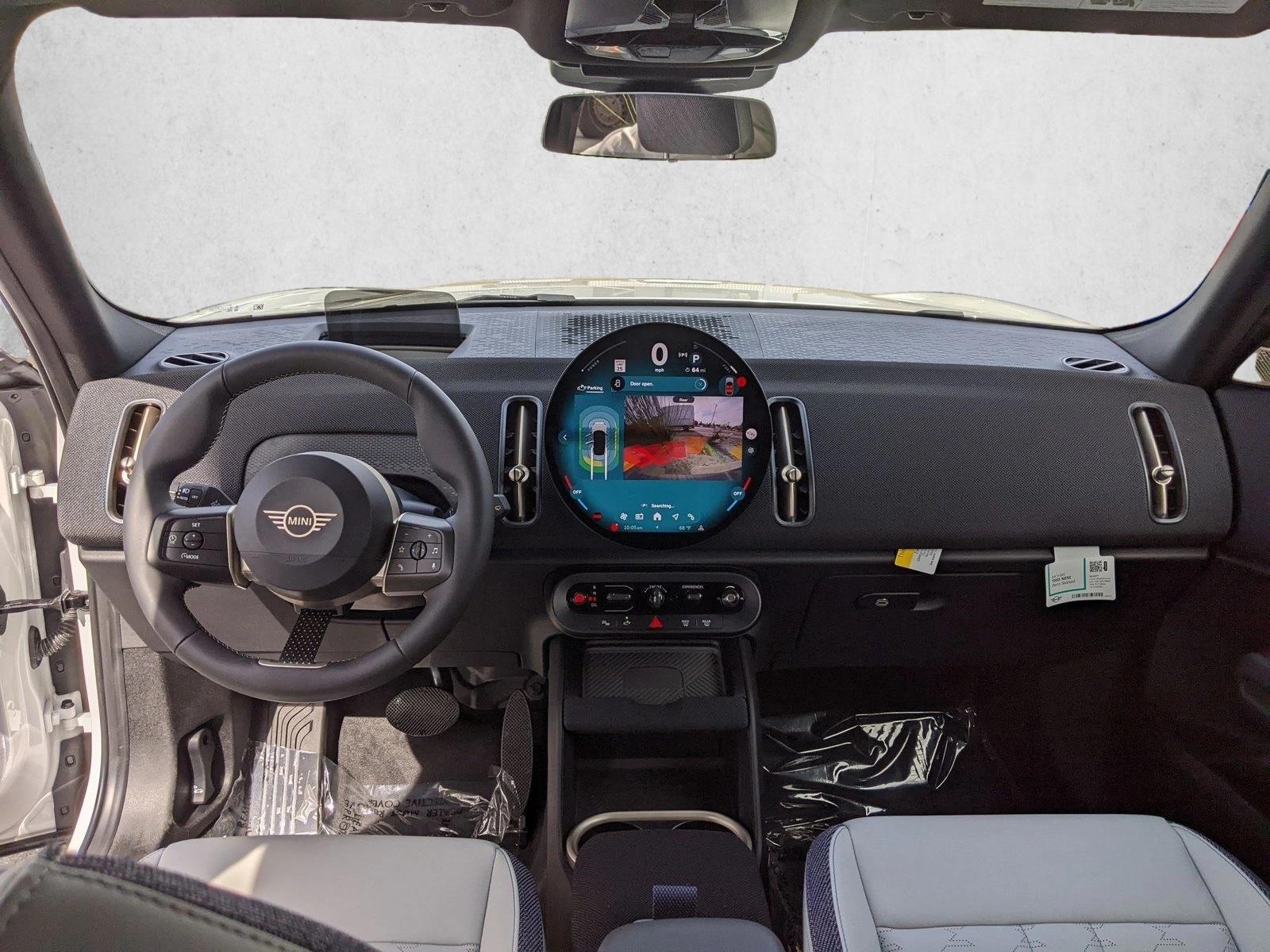 Thumbnail: 2027 MINI Cooper Countryman - 3