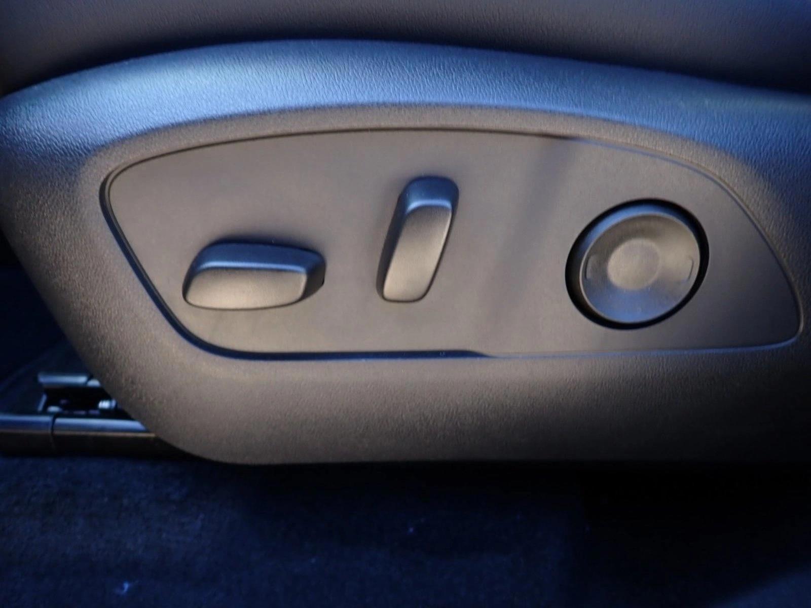 Thumbnail: 2026 Chevrolet Traverse - 4