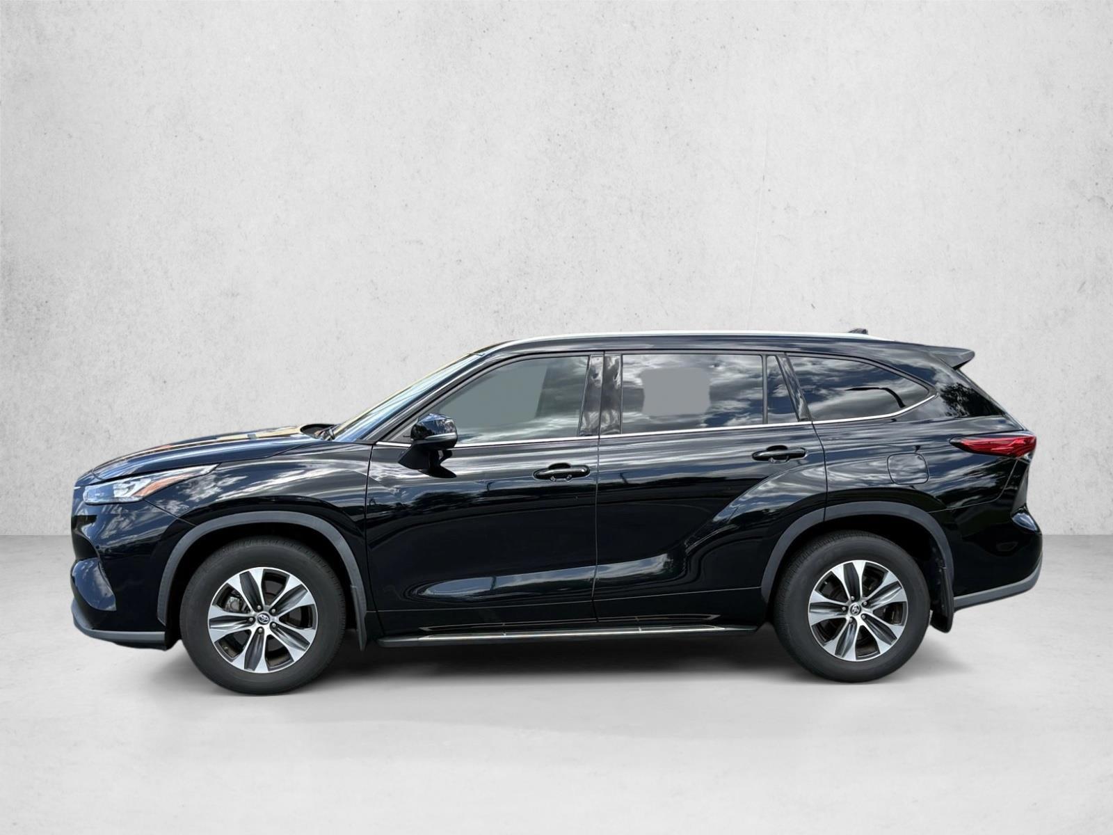 Thumbnail: 2020 Toyota Highlander - 2