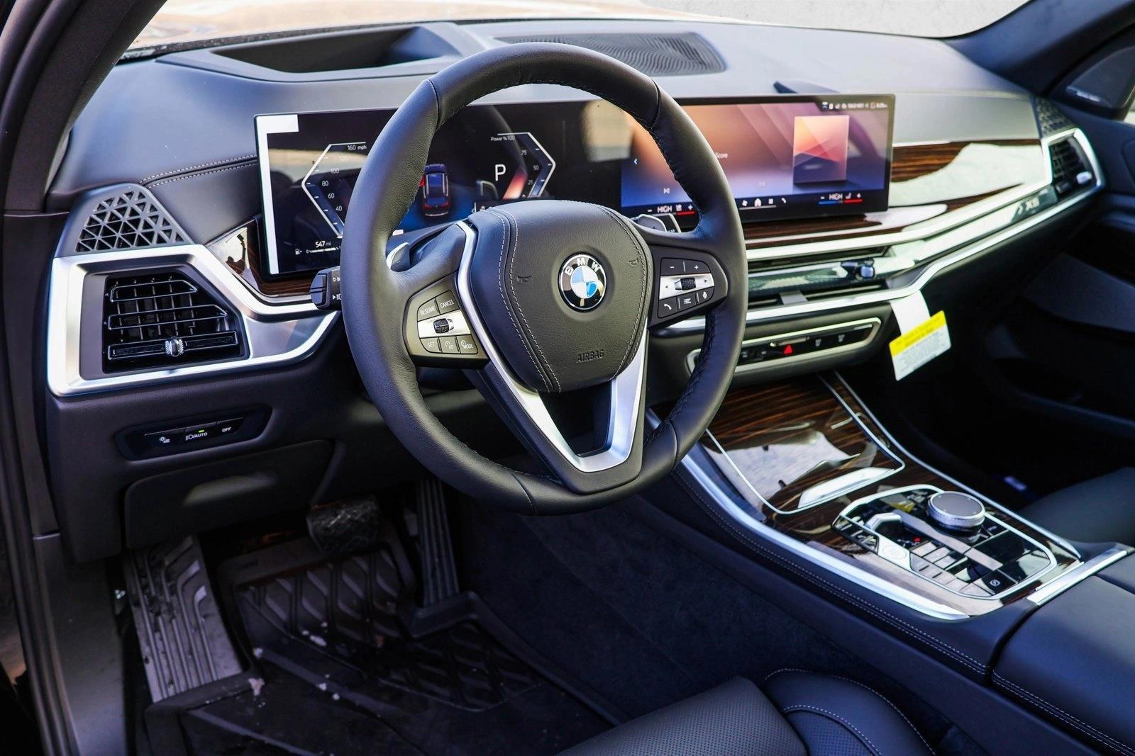 Thumbnail: 2026 BMW X5 - 3
