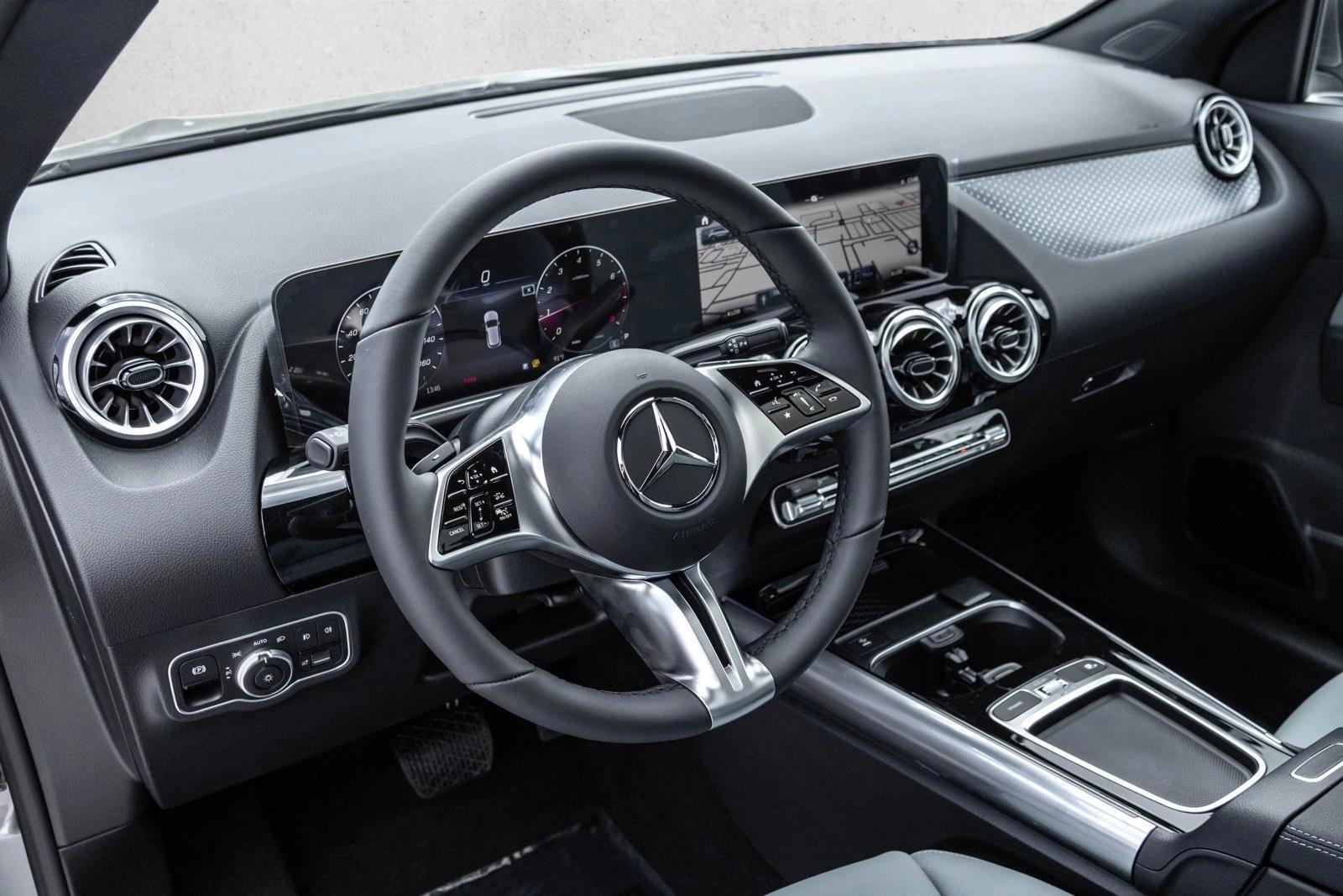 Thumbnail: 2026 Mercedes-Benz GLA - 3