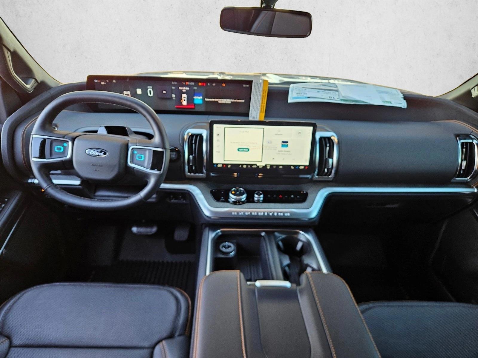 Thumbnail: 2026 Ford Expedition - 3