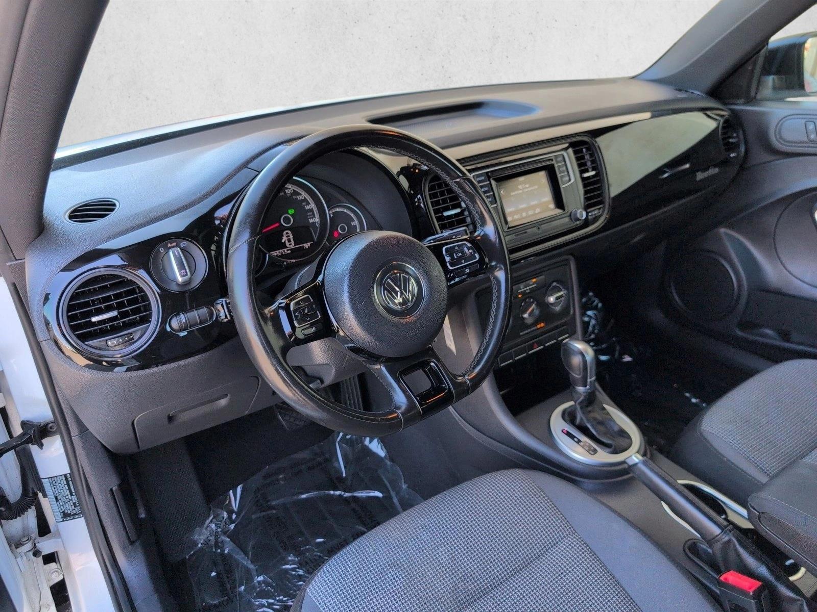 Thumbnail: 2017 Volkswagen Beetle - 3