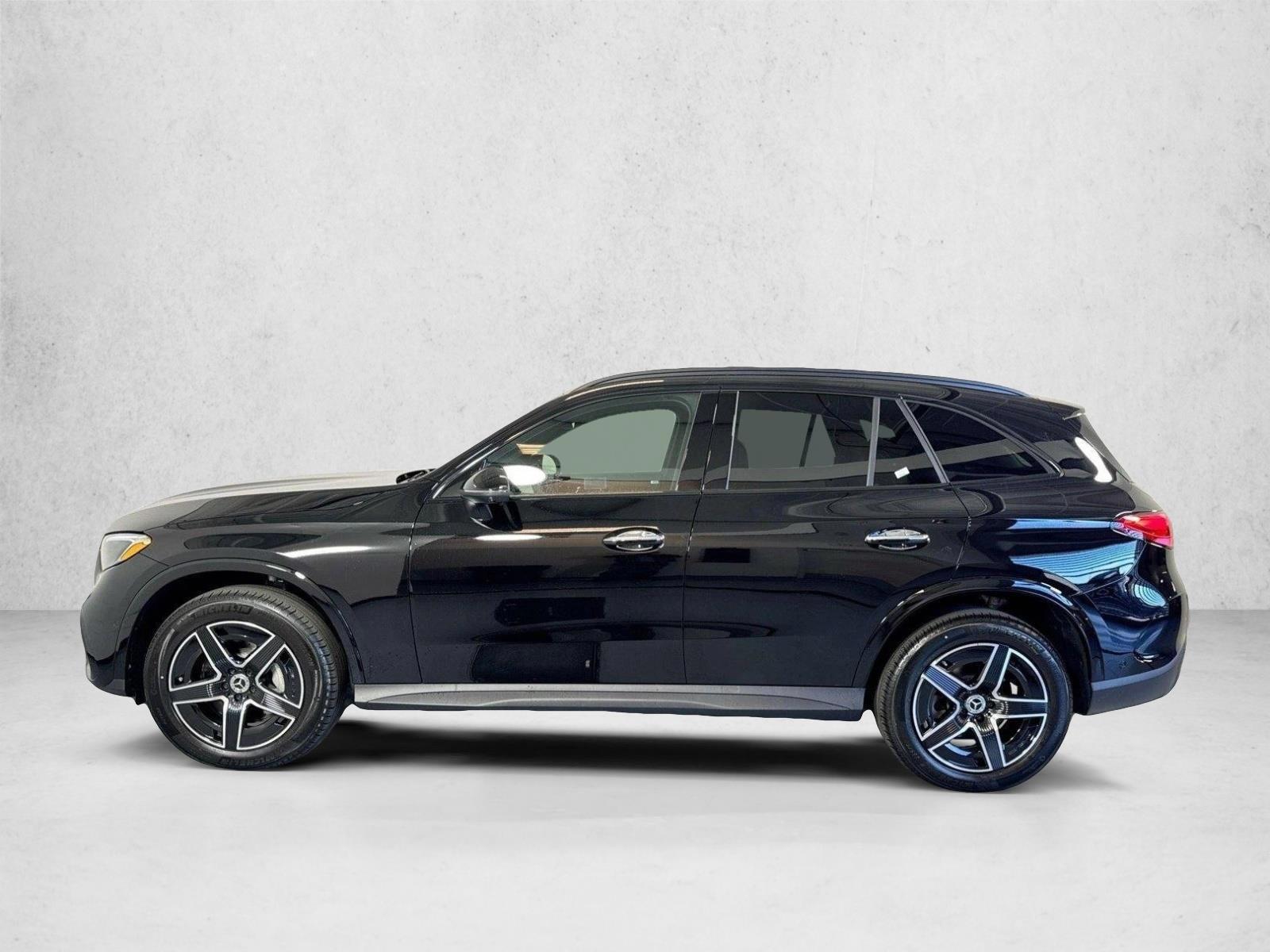 Thumbnail: 2026 Mercedes-Benz GLC - 2
