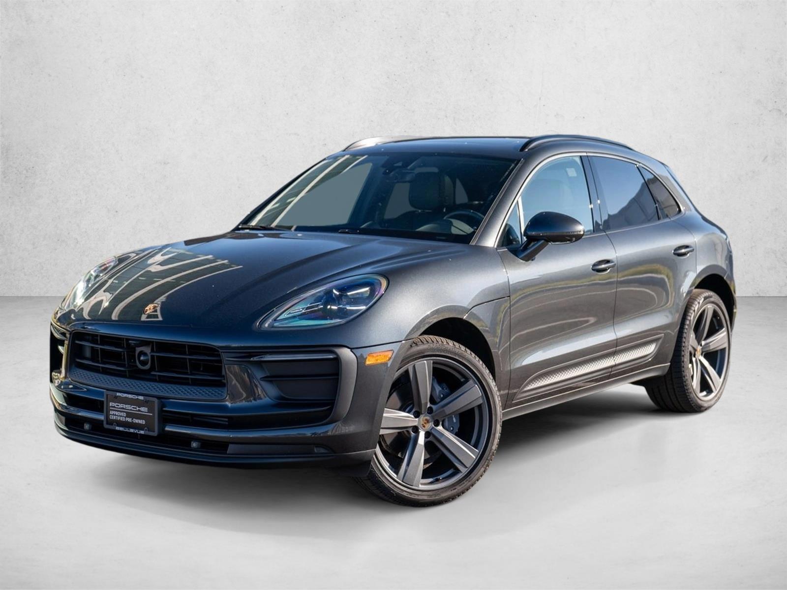 Thumbnail: 2026 Porsche Macan - 1