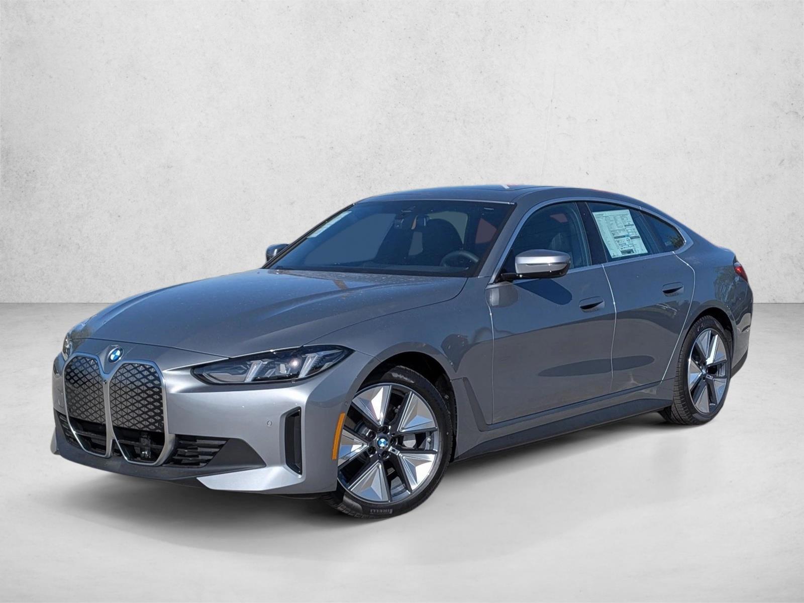 Thumbnail: 2026 BMW i4 - 1