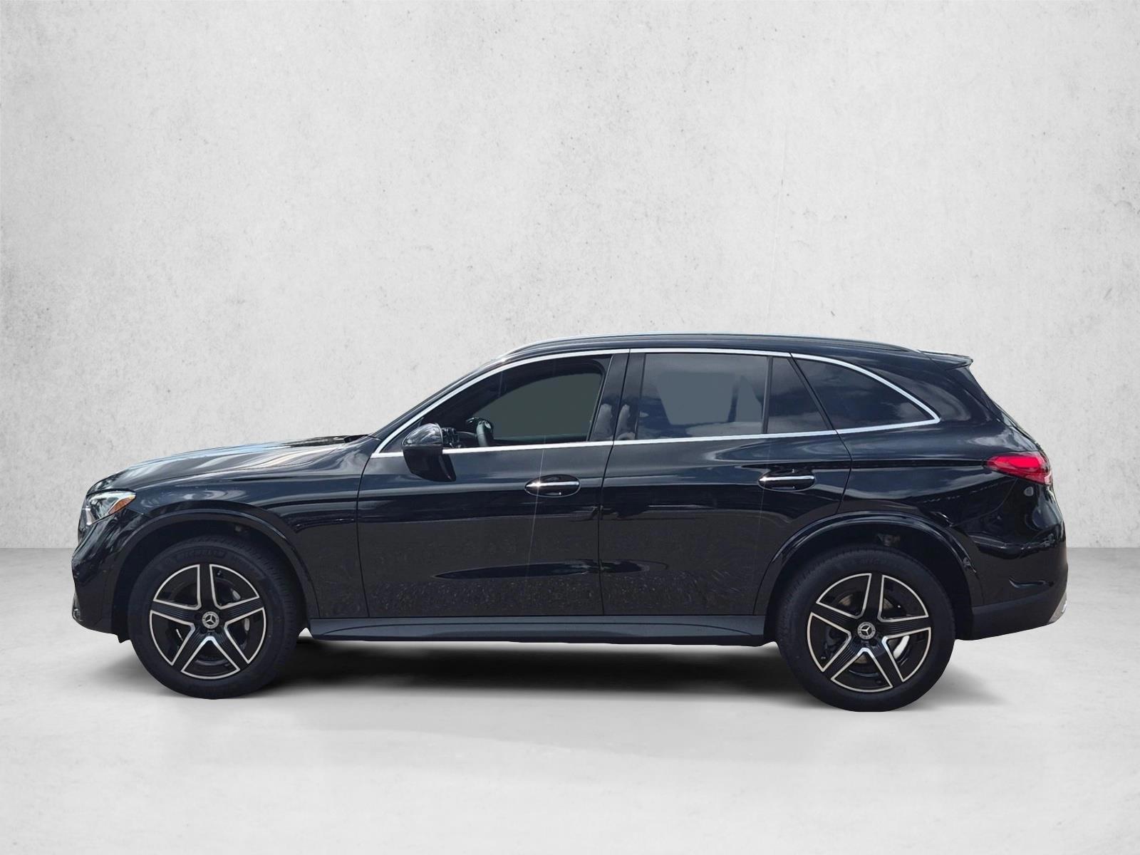 Thumbnail: 2026 Mercedes-Benz GLC - 2