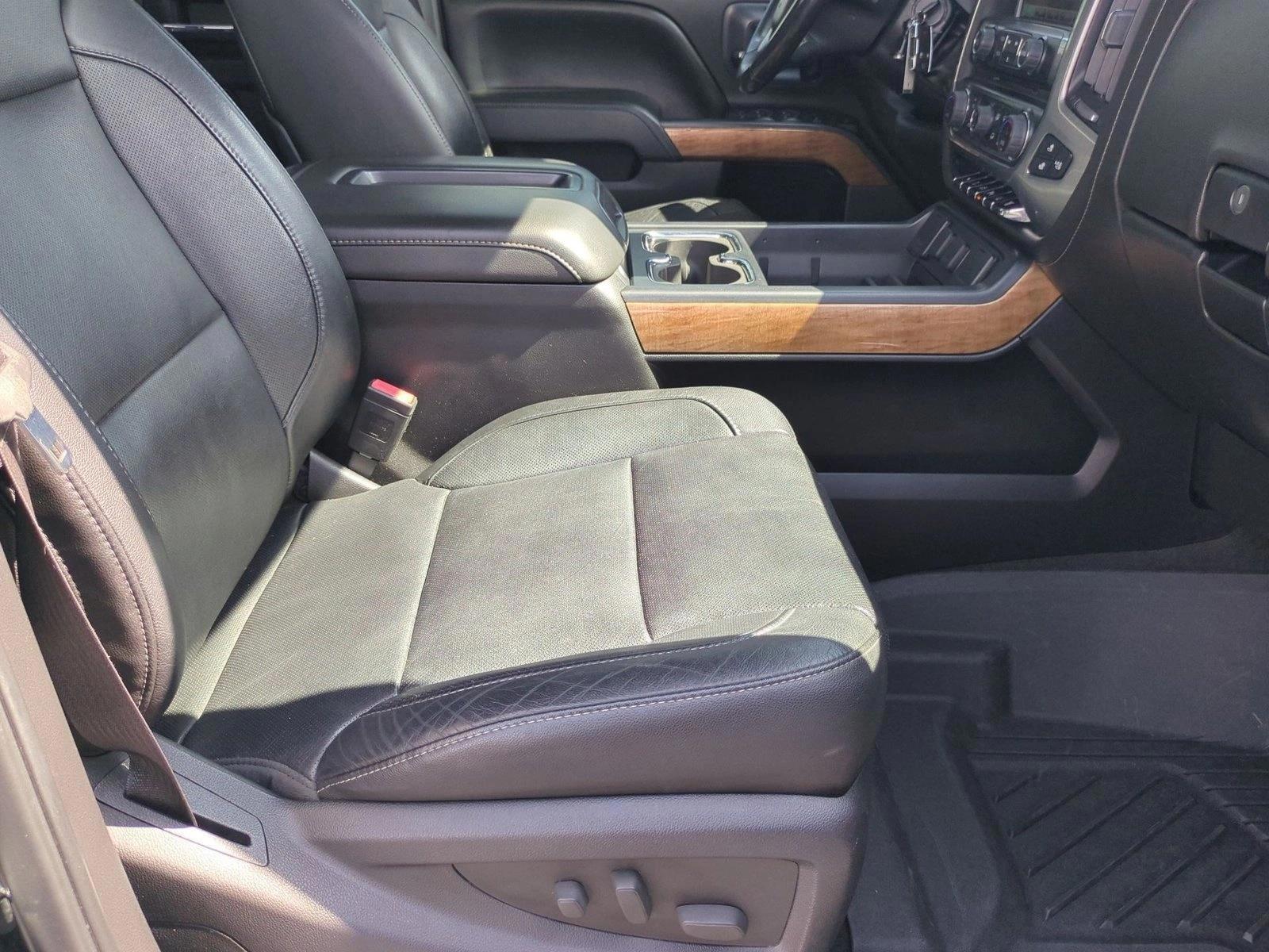 Thumbnail: 2015 Chevrolet Silverado 3500 - 2