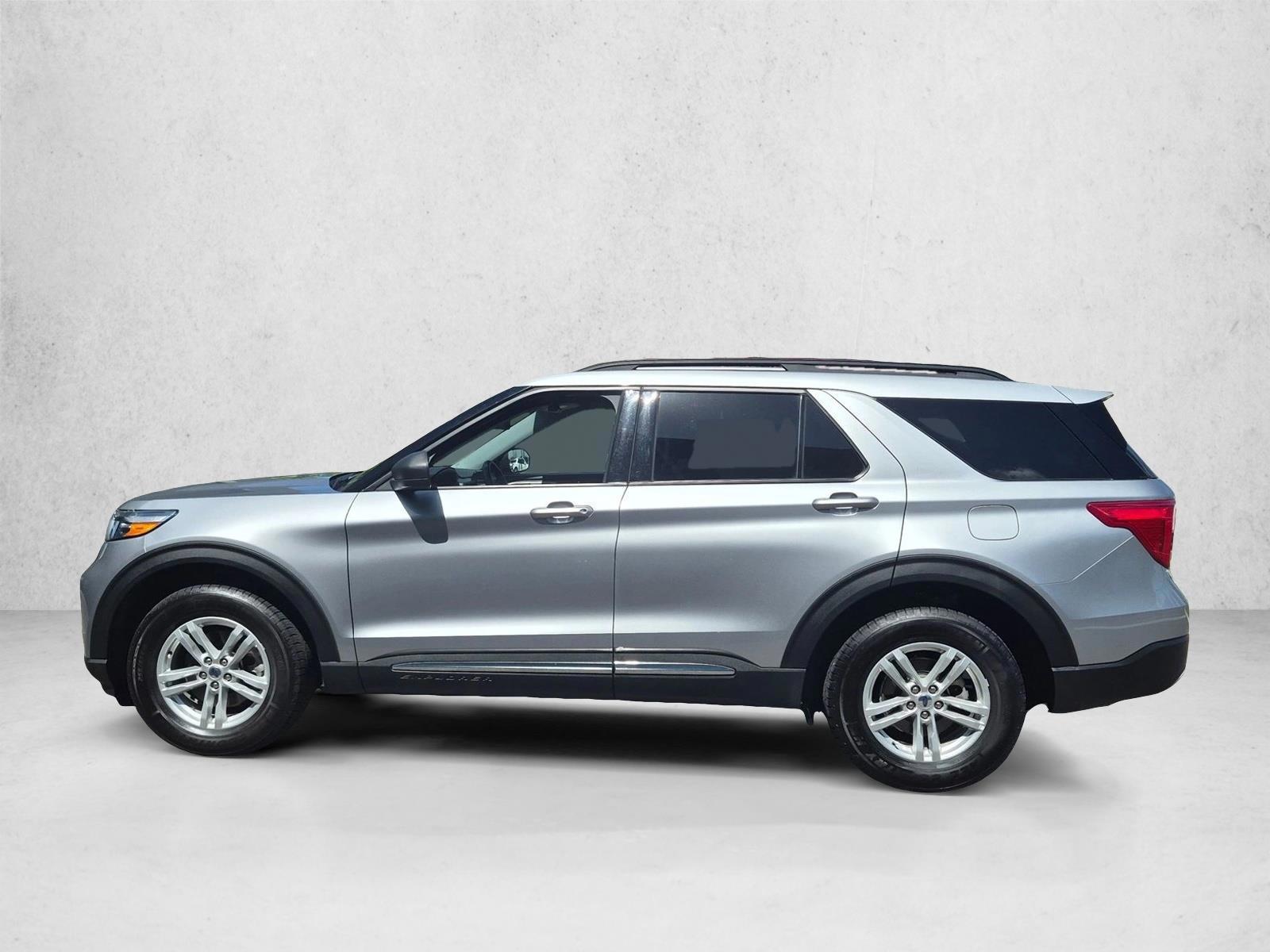 Thumbnail: 2022 Ford Explorer - 2