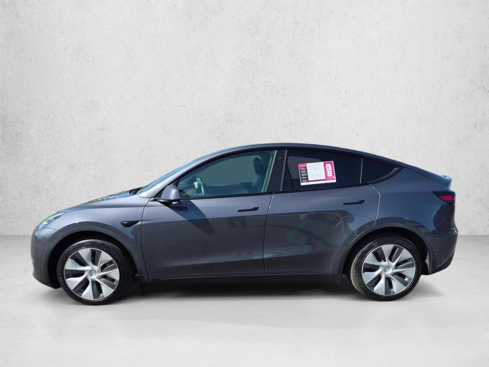 Thumbnail: 2022 Tesla Model Y - 2