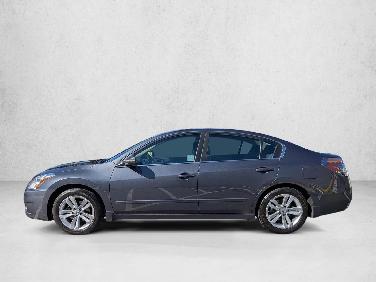 Thumbnail: 2011 Nissan Altima - 2