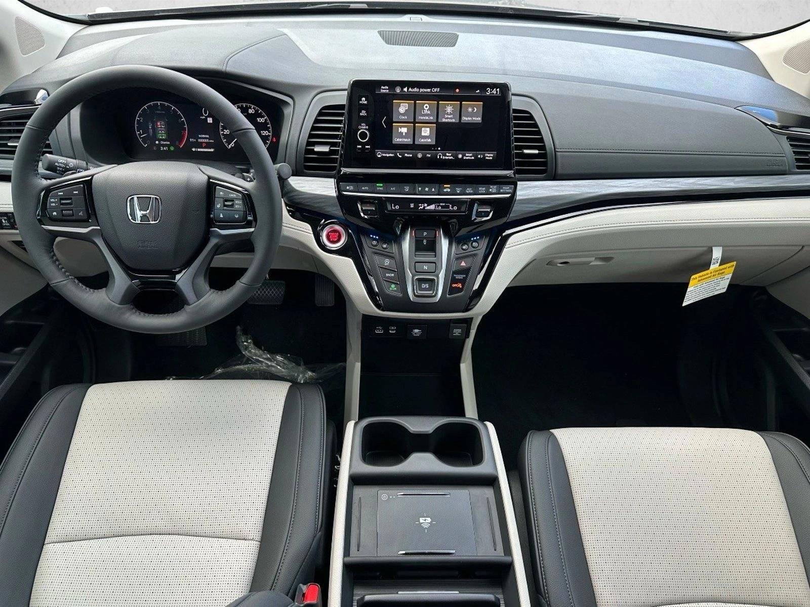Thumbnail: 2026 Honda Odyssey - 3
