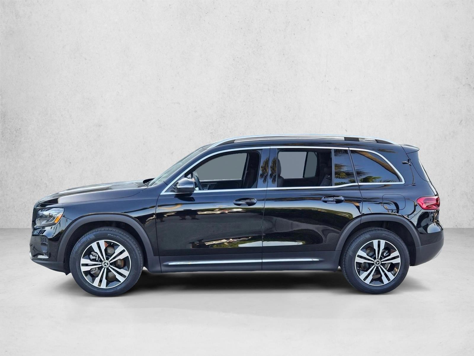 Thumbnail: 2025 Mercedes-Benz GLB - 2