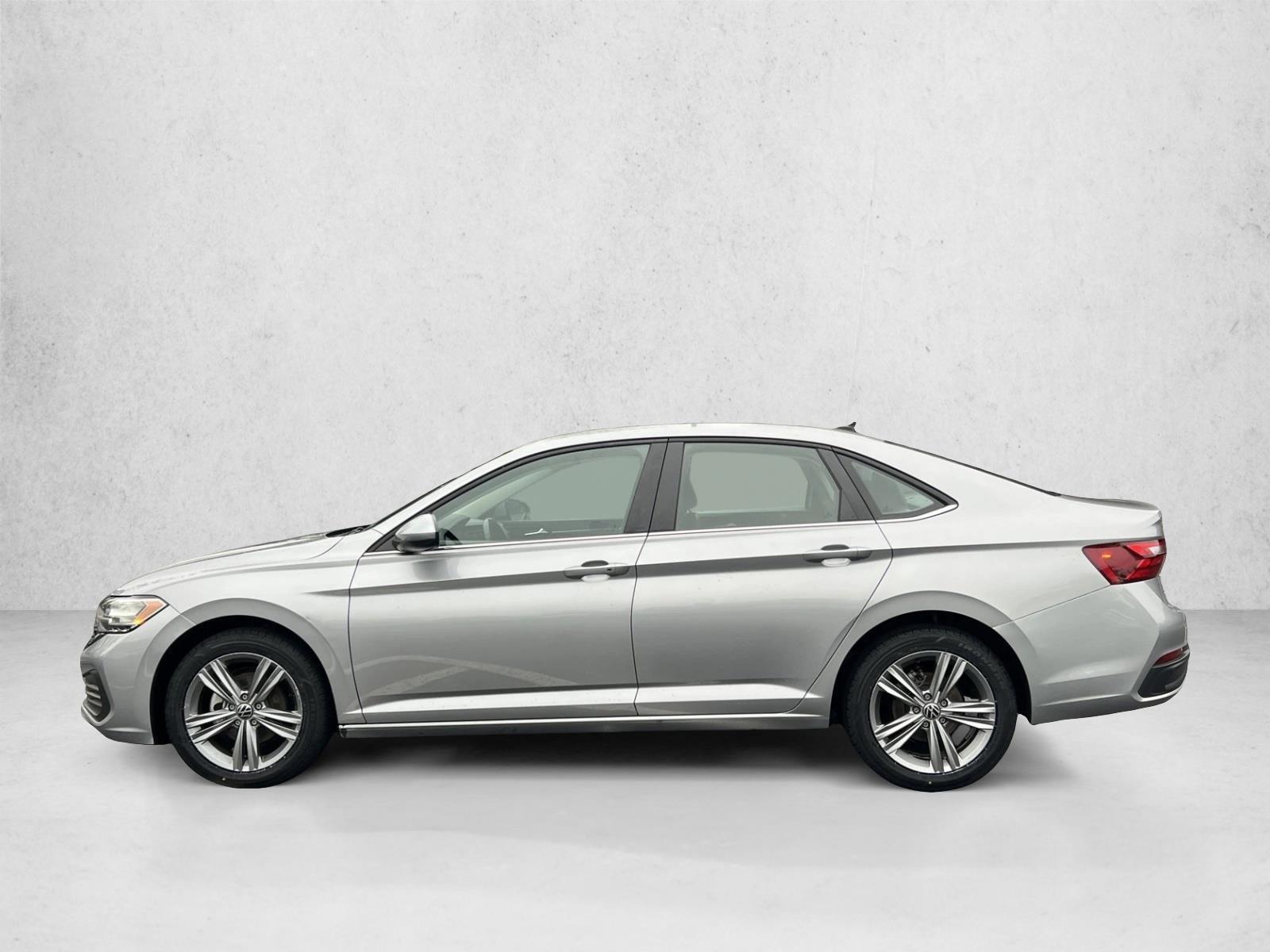 Thumbnail: 2024 Volkswagen Jetta - 2