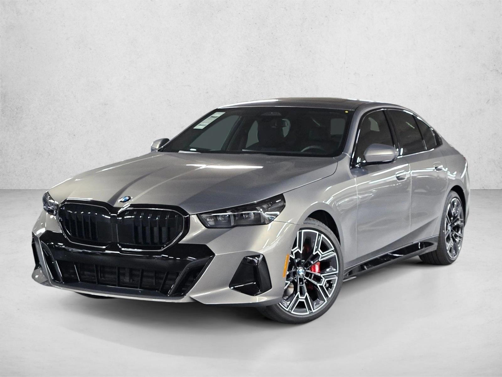 Thumbnail: 2027 BMW 5 Series - 1