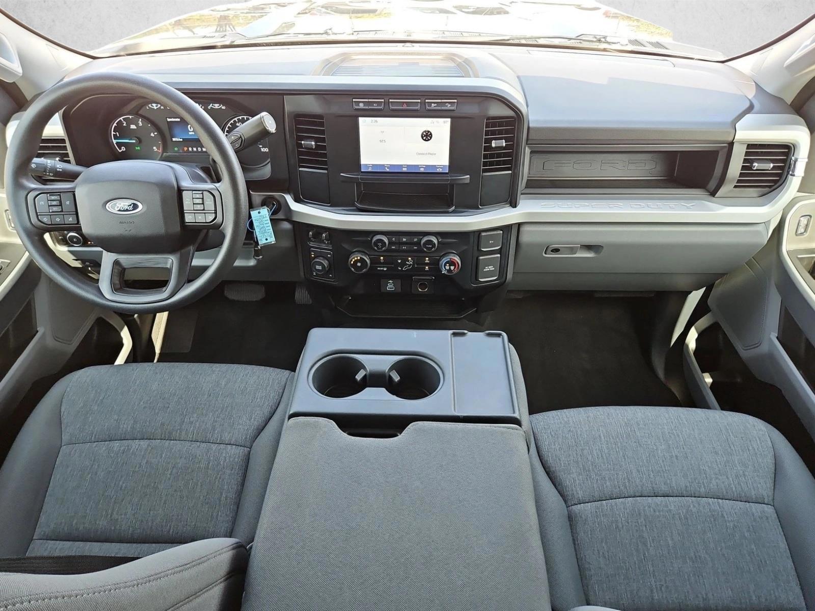 Thumbnail: 2024 Ford Econoline - 3