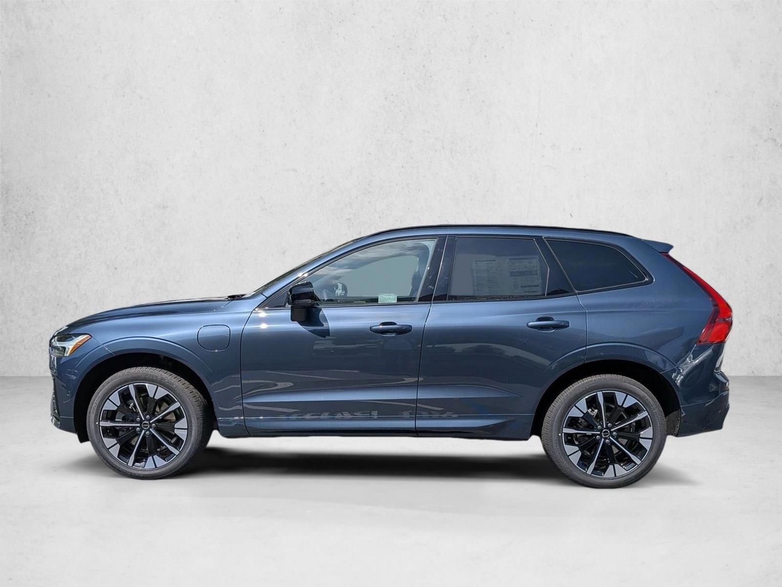 Thumbnail: 2026 Volvo XC60 - 2