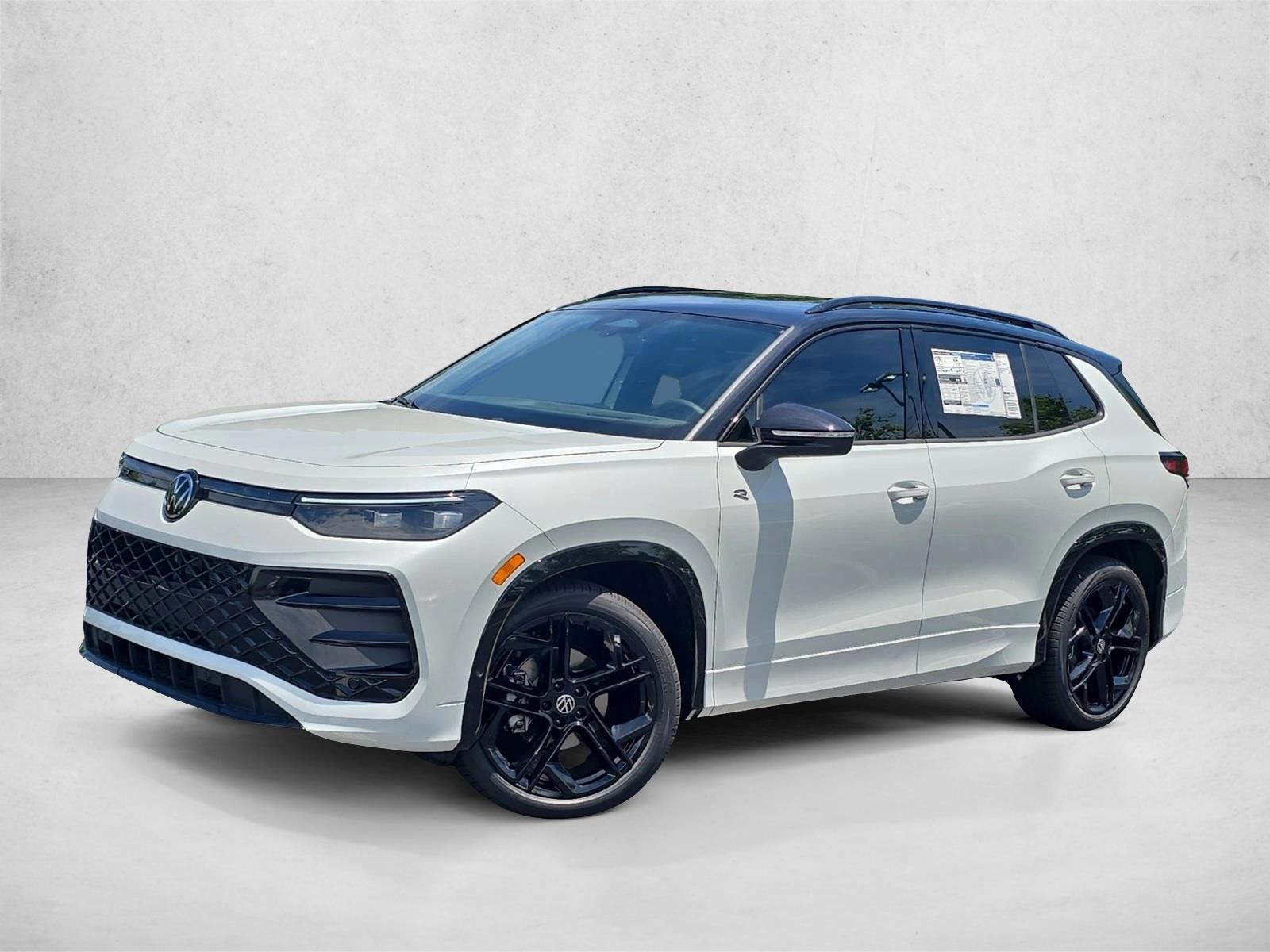 Thumbnail: 2026 Volkswagen Tiguan - 1