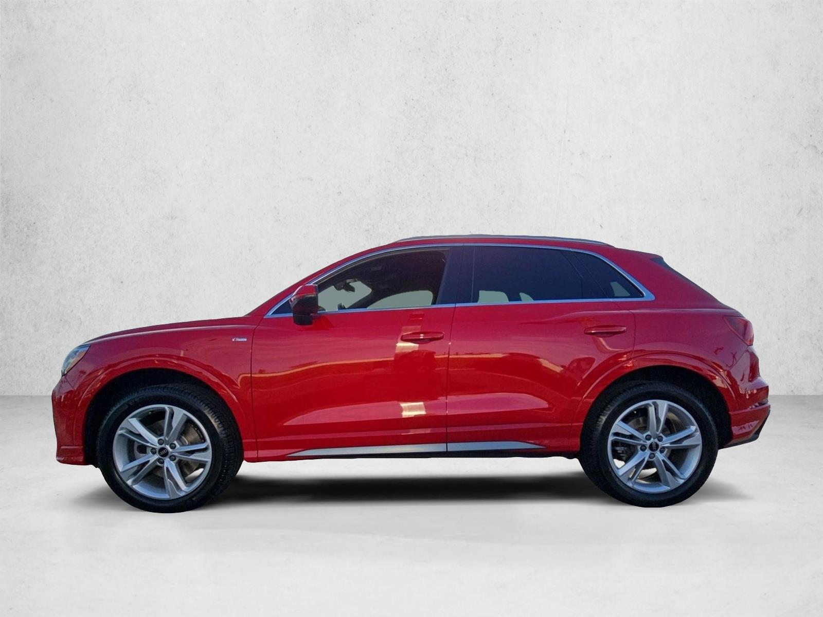 Thumbnail: 2022 Audi Q3 - 2