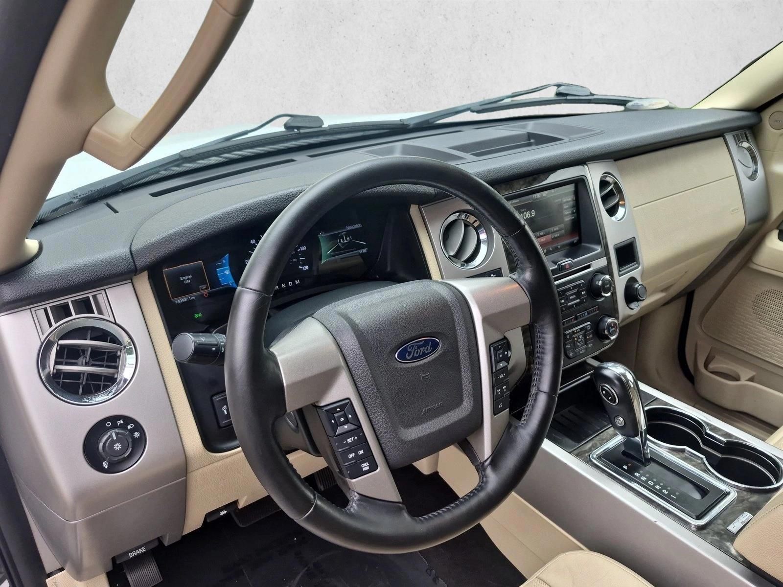 Thumbnail: 2015 Ford Expedition - 3