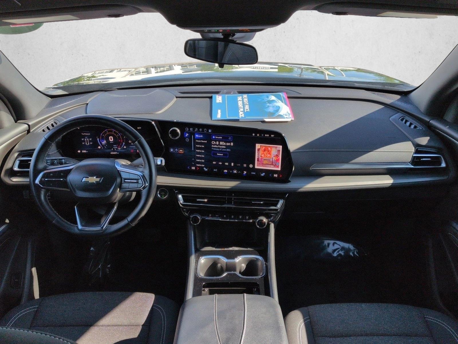 Thumbnail: 2024 Chevrolet Traverse - 3