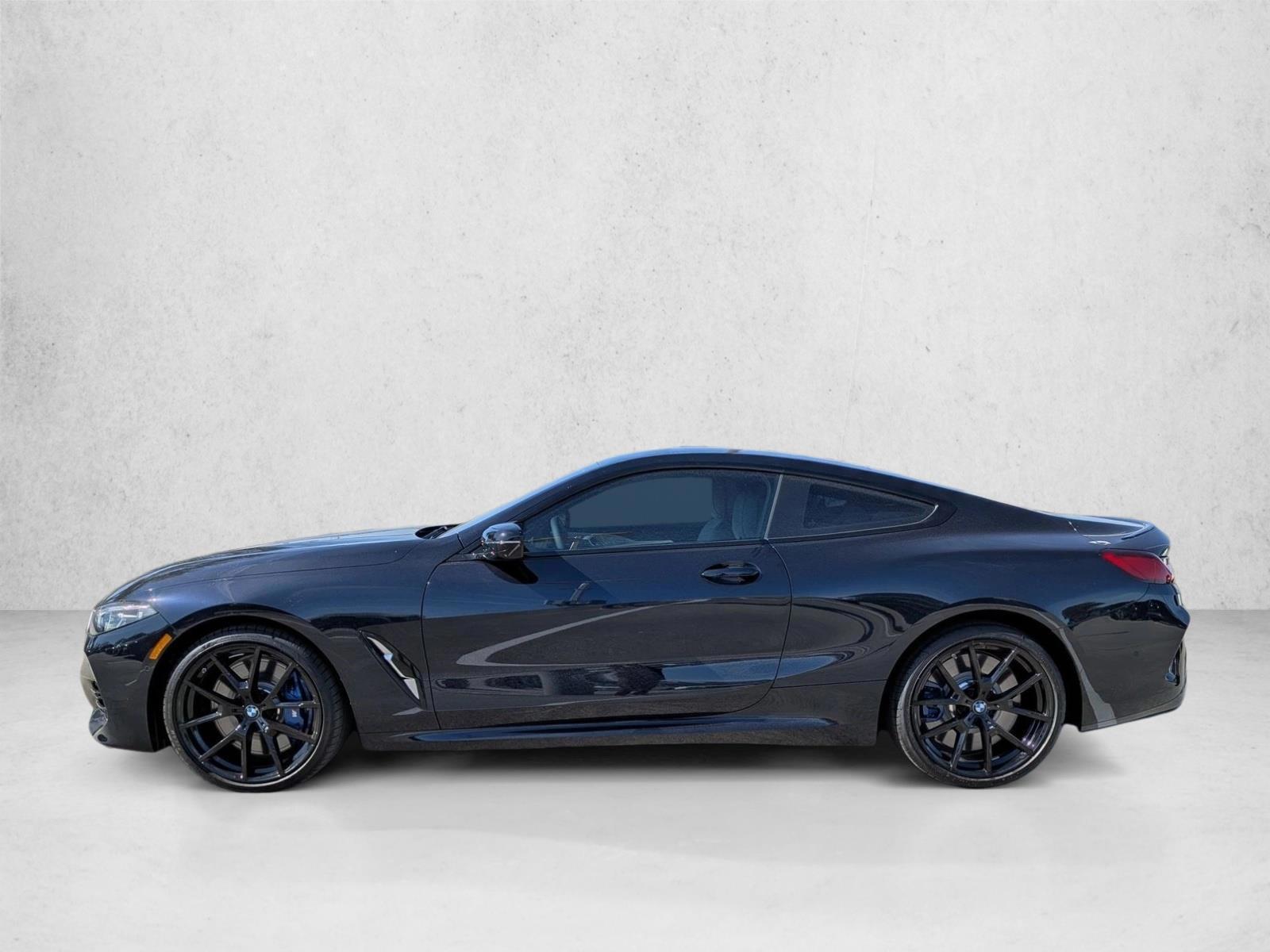 Thumbnail: 2026 BMW 8 Series - 2